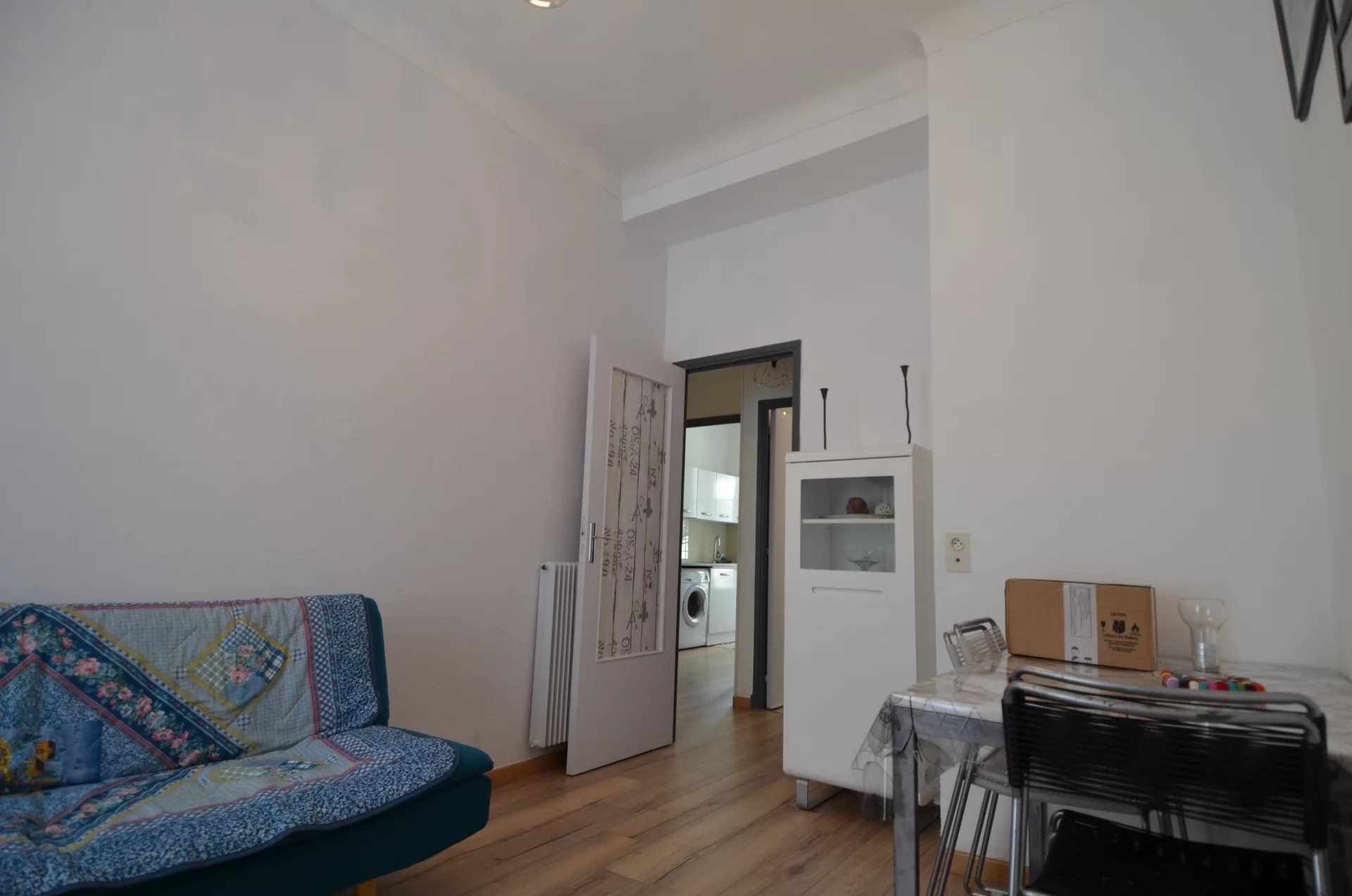 Condominium in Nice, Provence-Alpes-Cote d'Azur 12389177