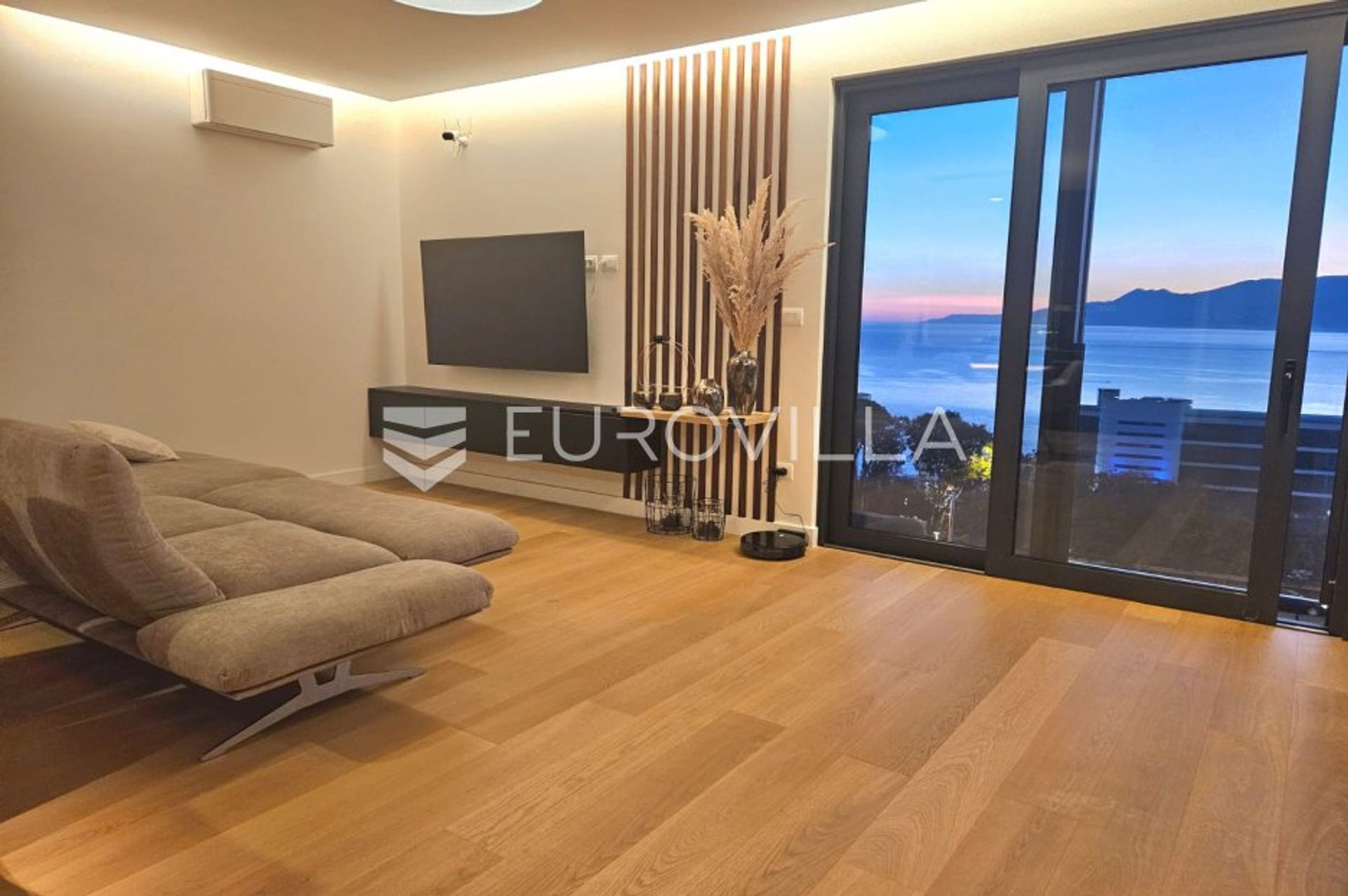 Condominium dans Rijeka, Primorsko-goranska županija 12389803