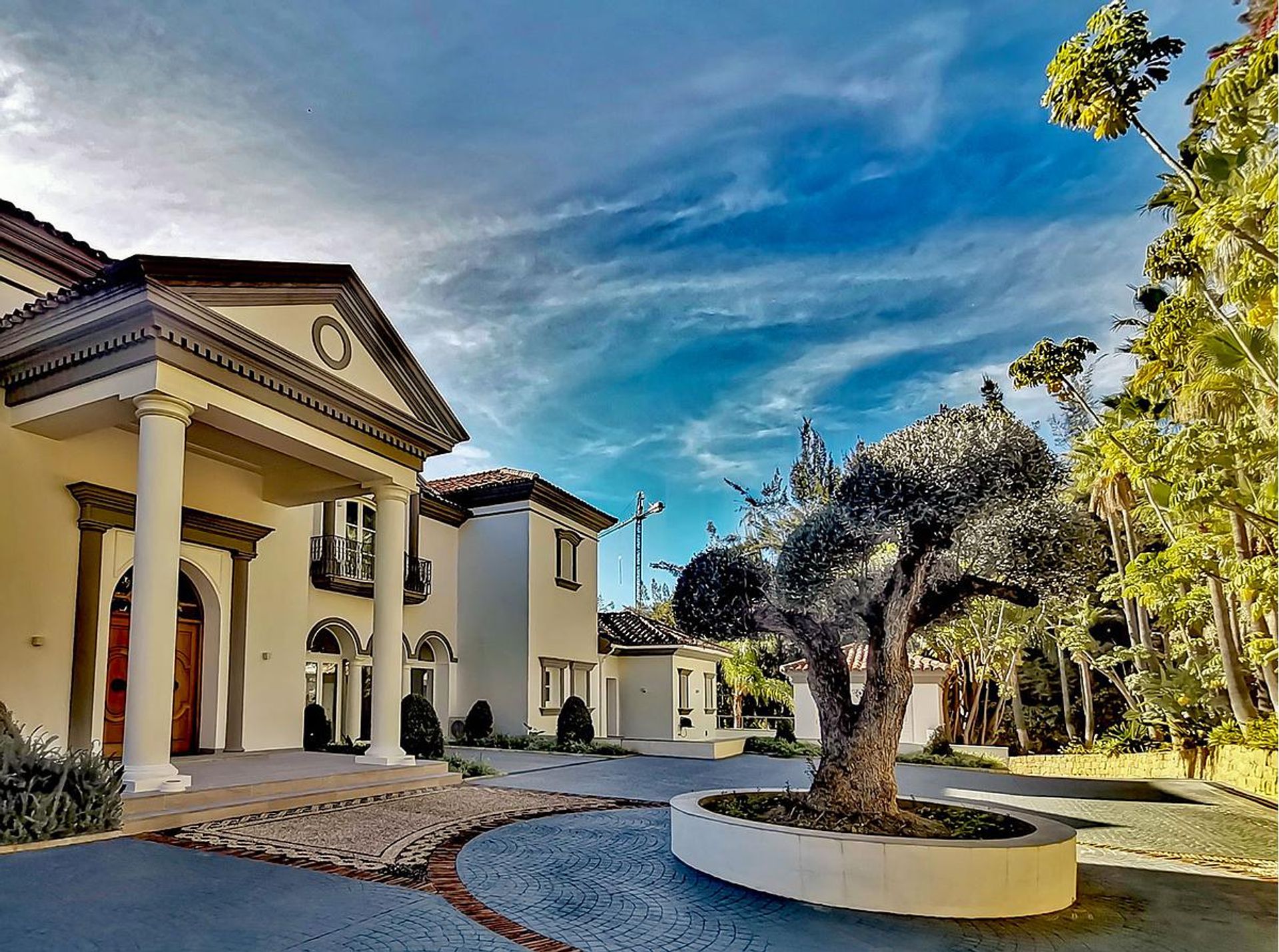 House in Benahavís, Andalucía 12390038