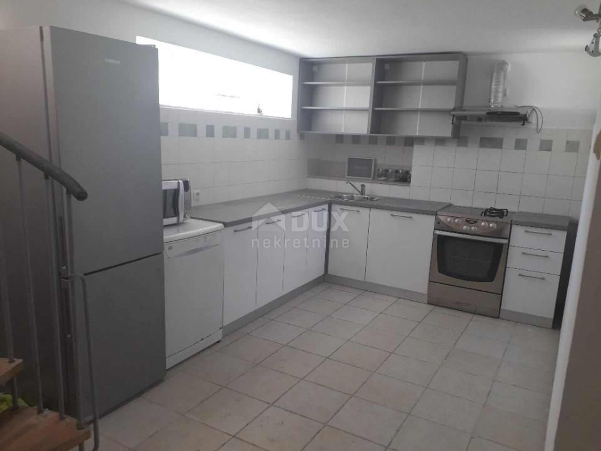 Condominio en Rijeka, Primorsko-goranska županija 12391504