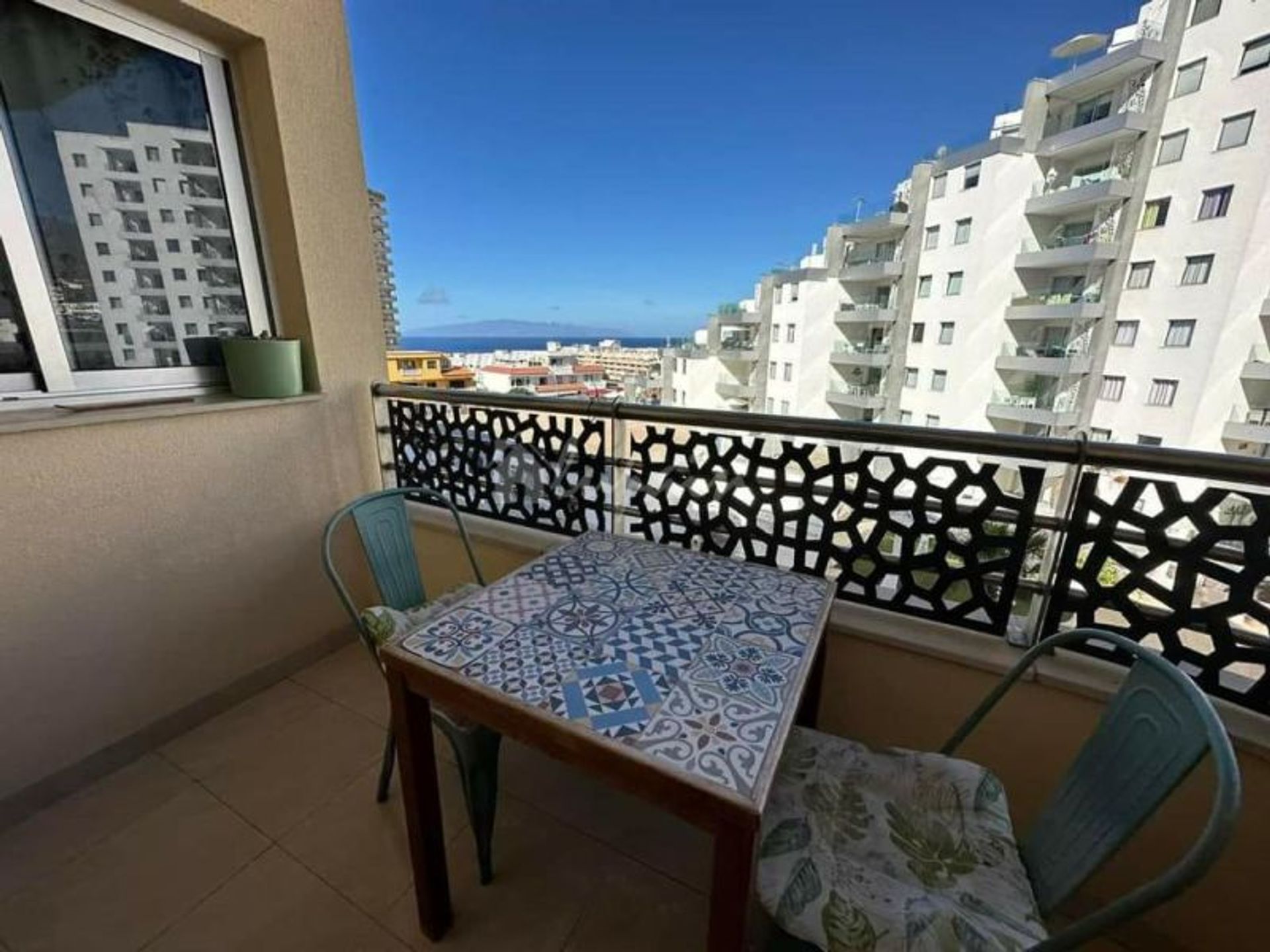 Condominium in Adeje, Canarias 12392254