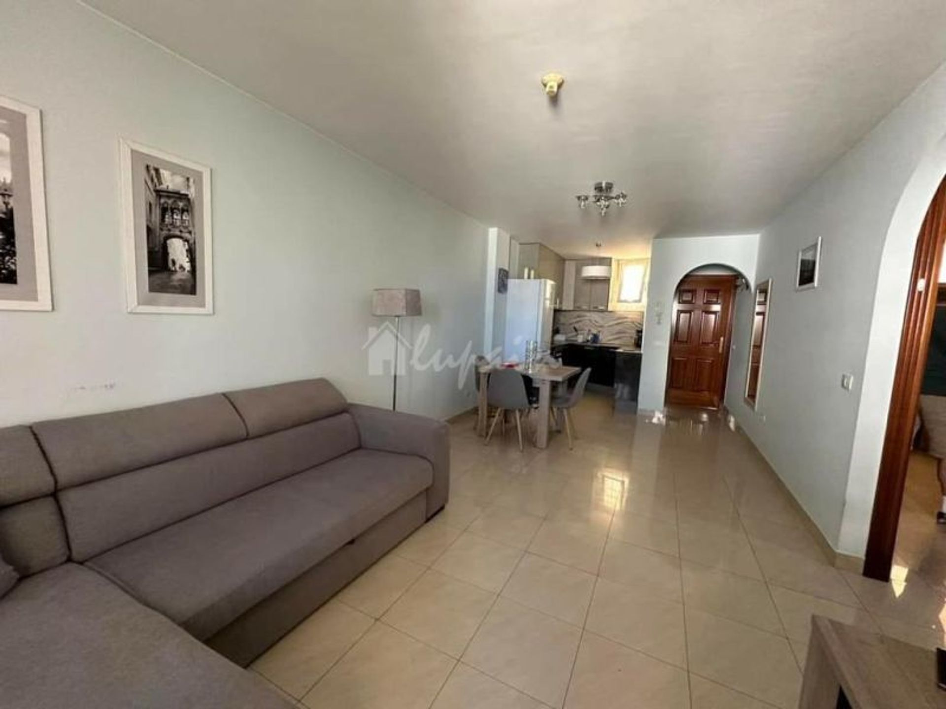 Кондоминиум в Adeje, Canarias 12392254