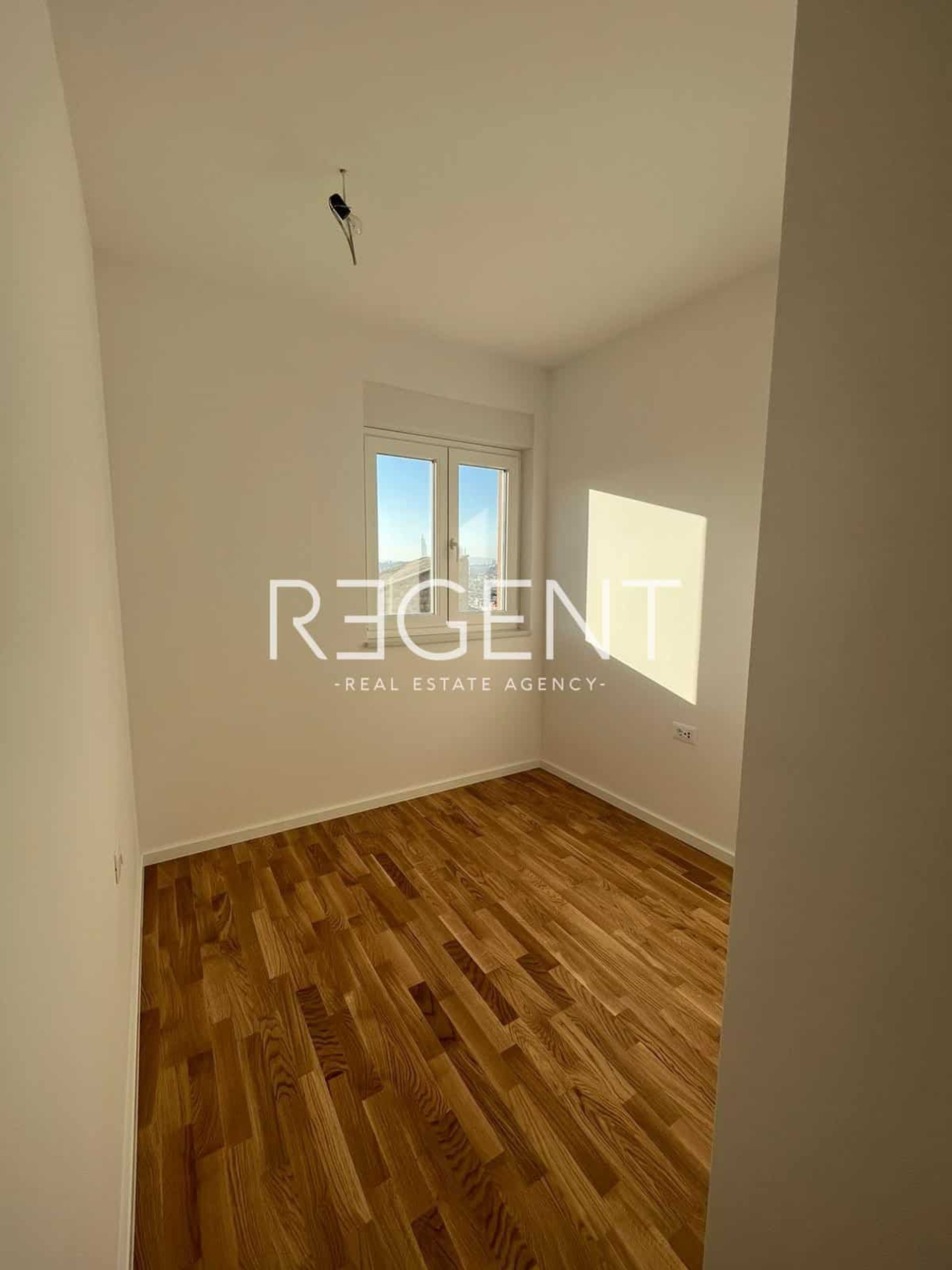 Condominio en strozanac, Splitsko-Dalmatina Županija 12392370