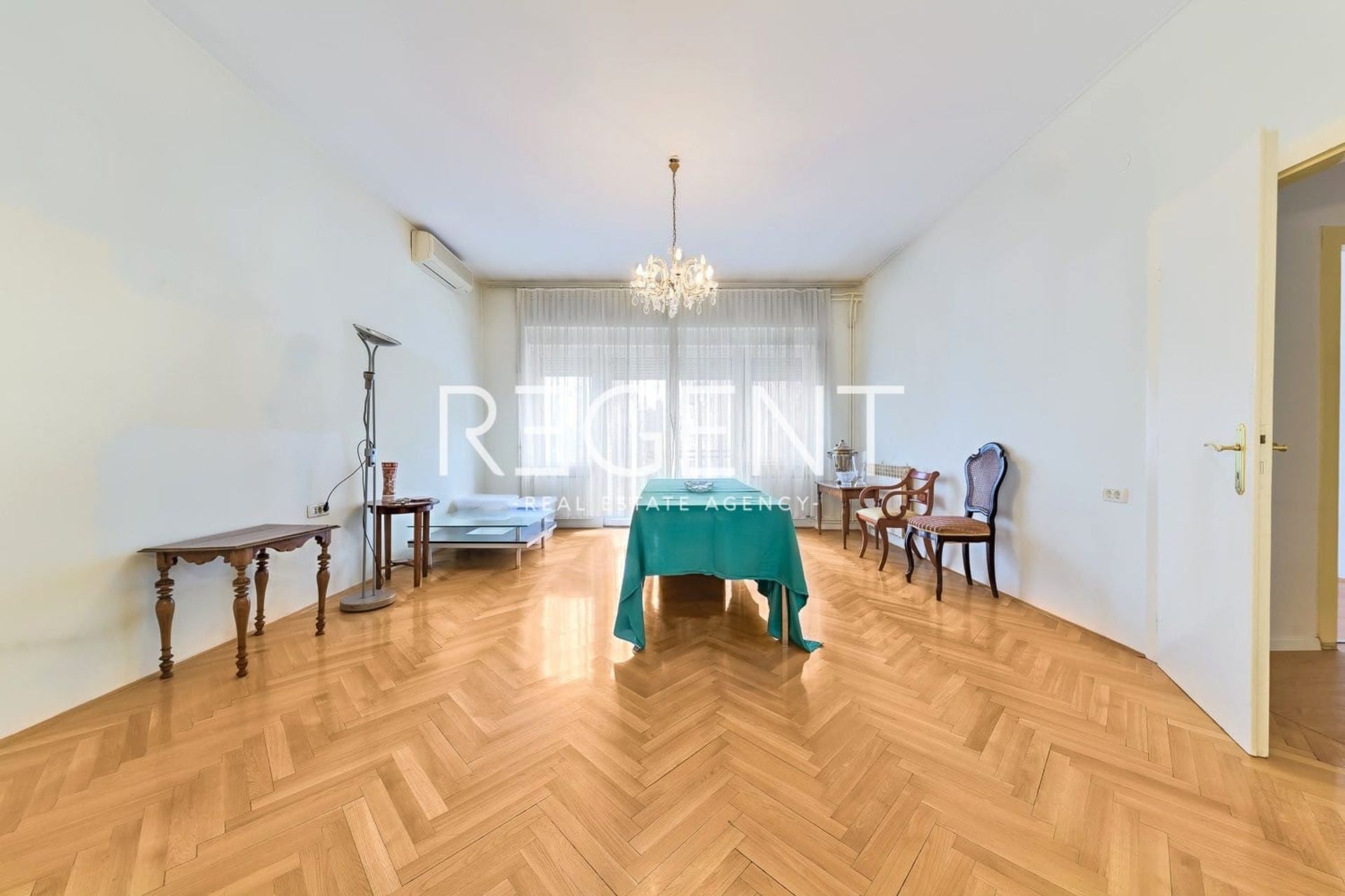 Condominio en Zagreb, Zagreb, Graduado 12392496