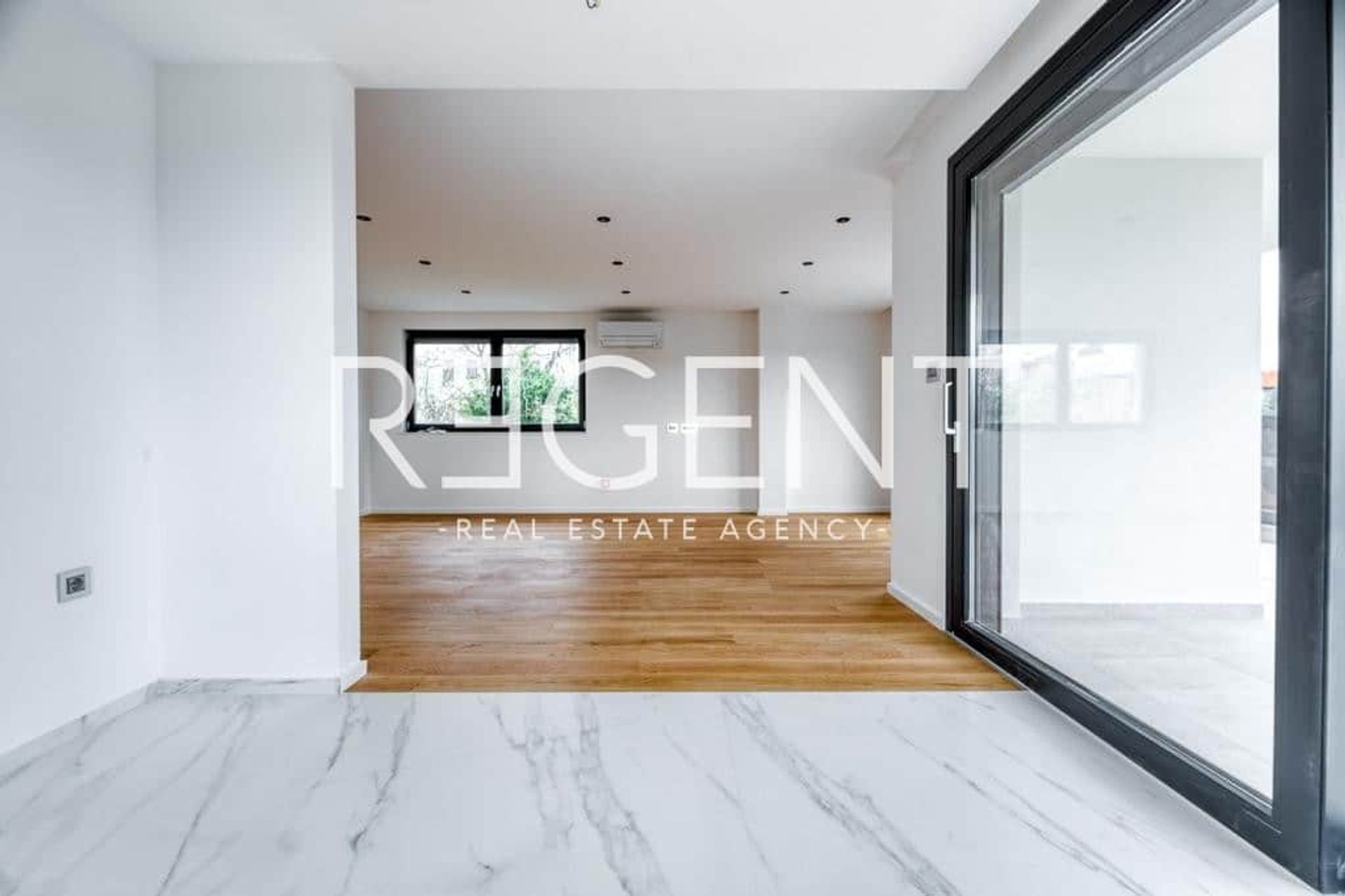 Condominium dans Zagreb, Zagreb, Grad 12392543