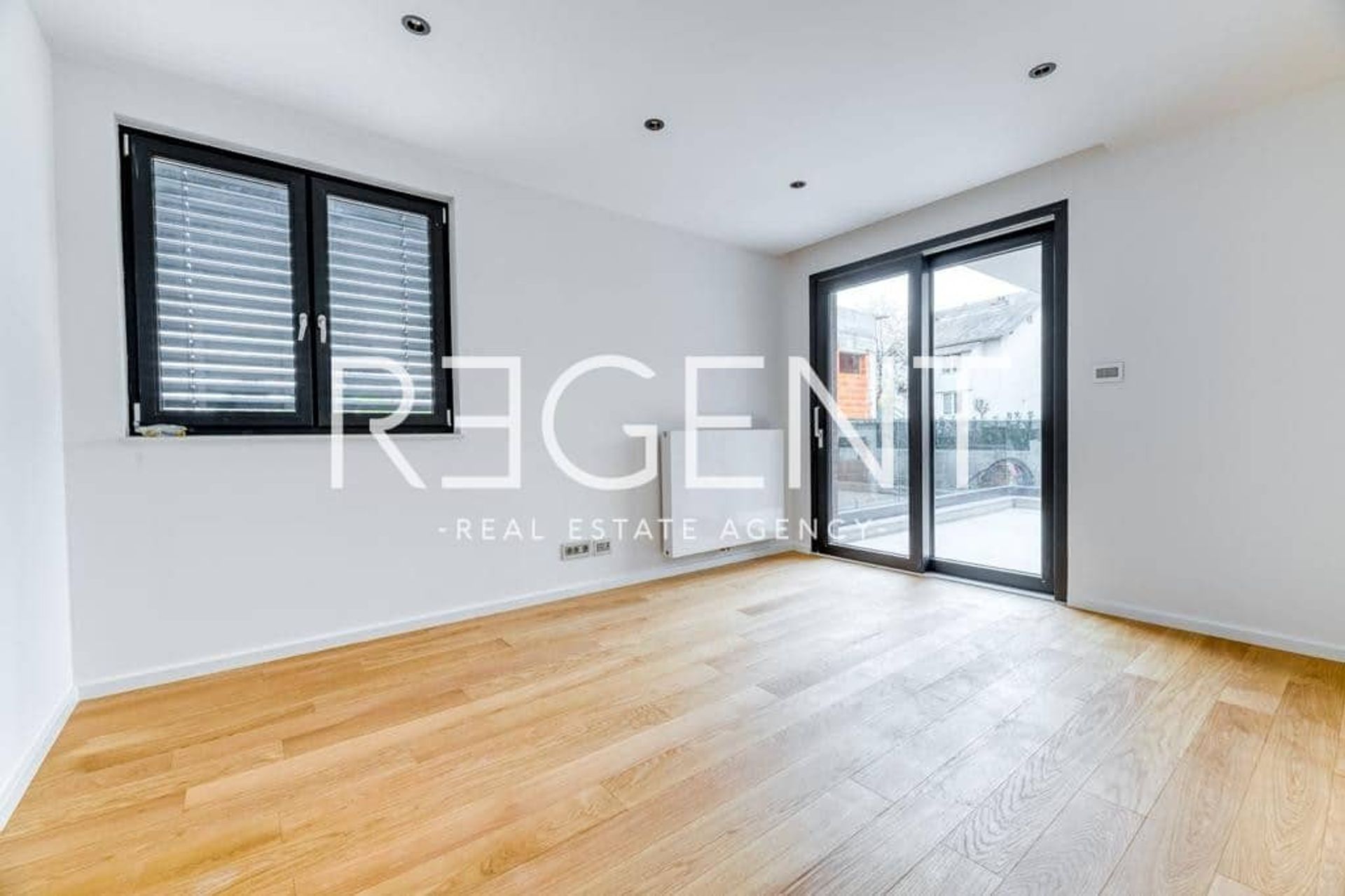 Condominio en Zagreb,  12392543