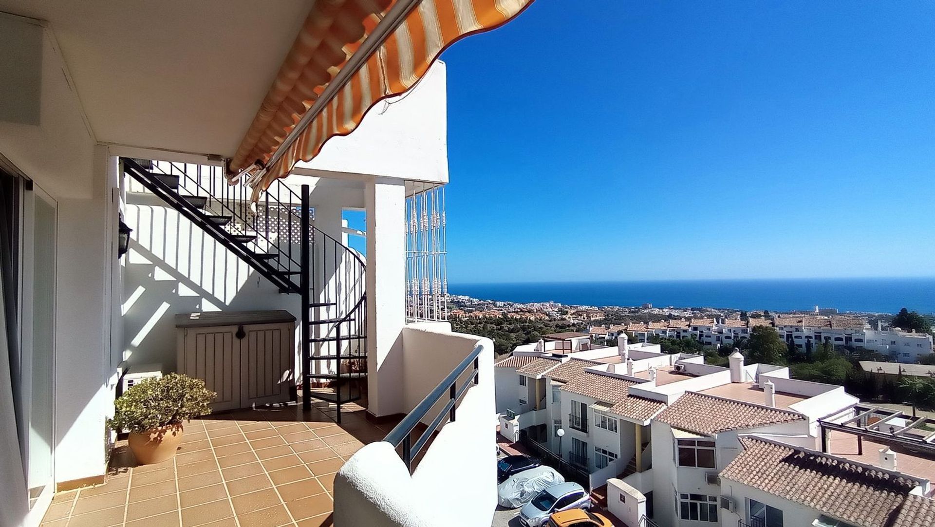 Talo sisään Marbella, Andalucía 12393031