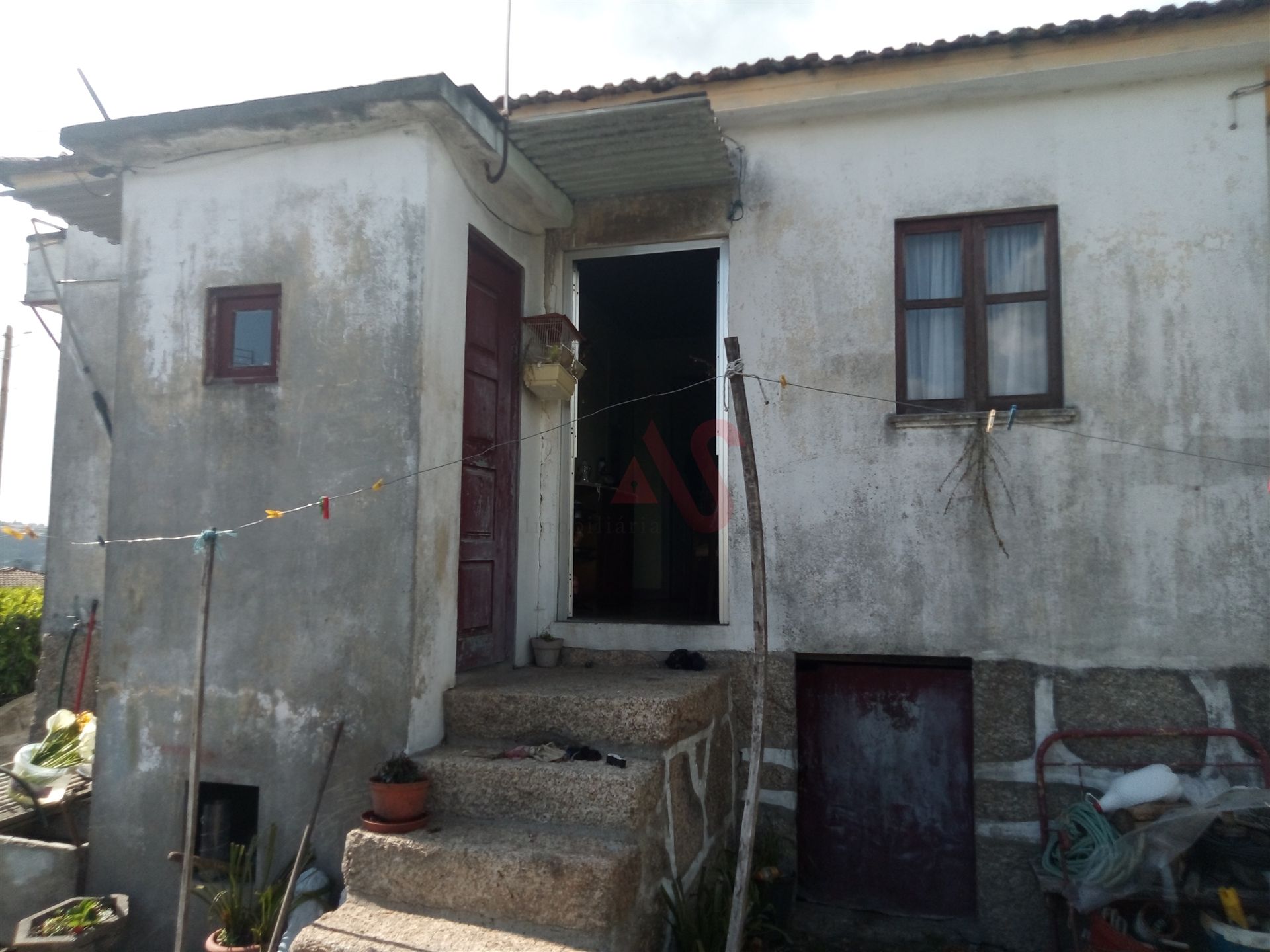 Hus i , Porto District 12393350