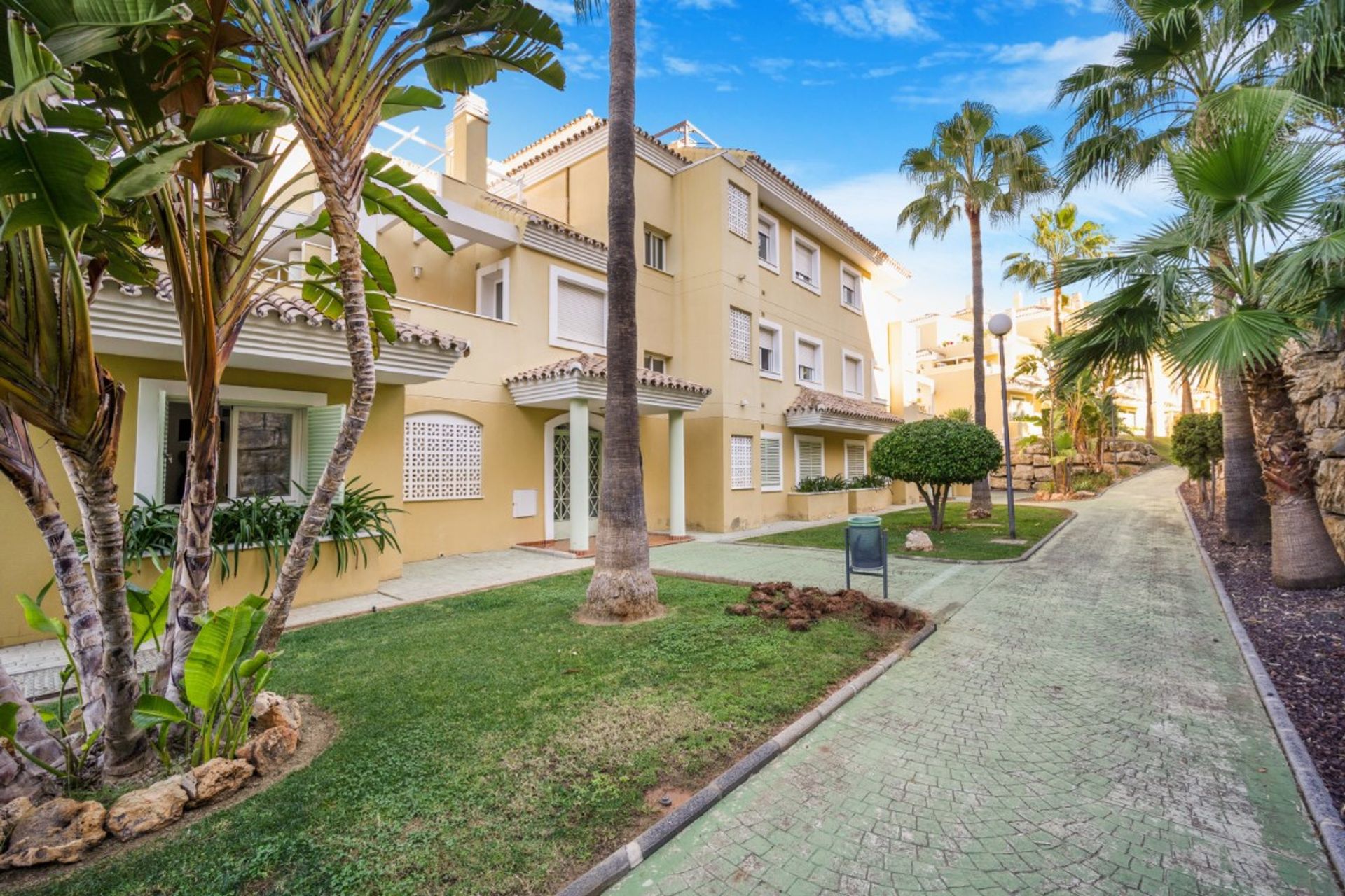 Condominio en Marbella, Andalucía 12393736