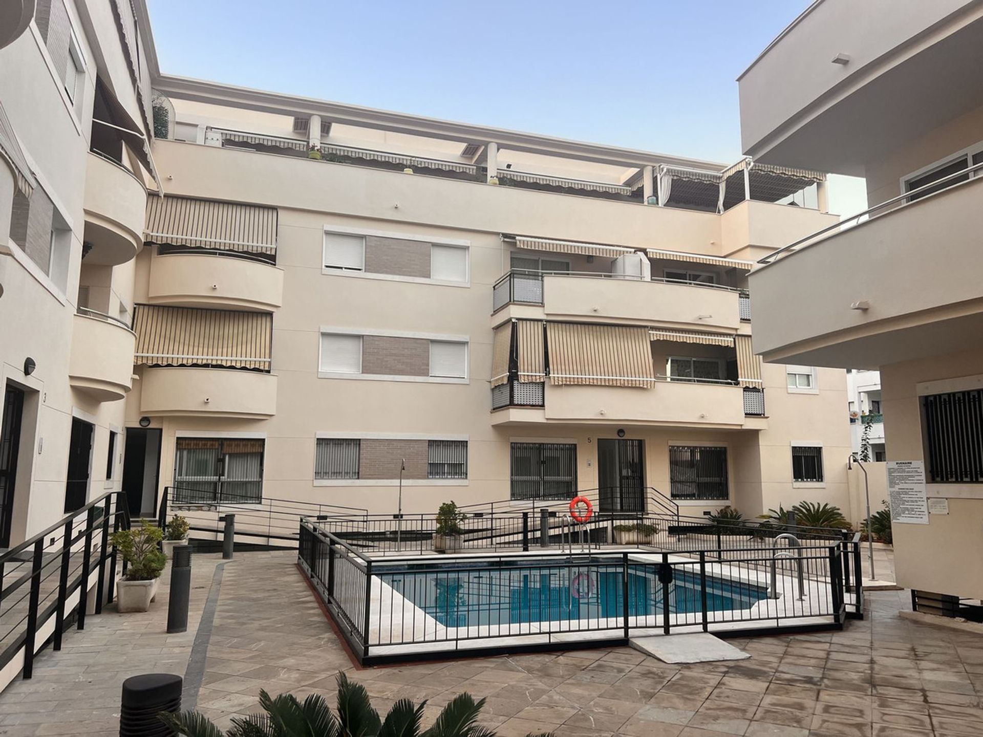 Condominio nel Fuengirola, Andalusia 12393763