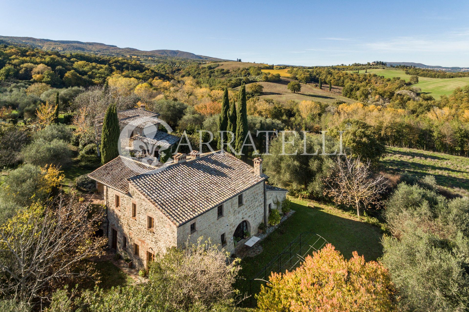 rumah dalam Sarteano, Tuscany 12393850