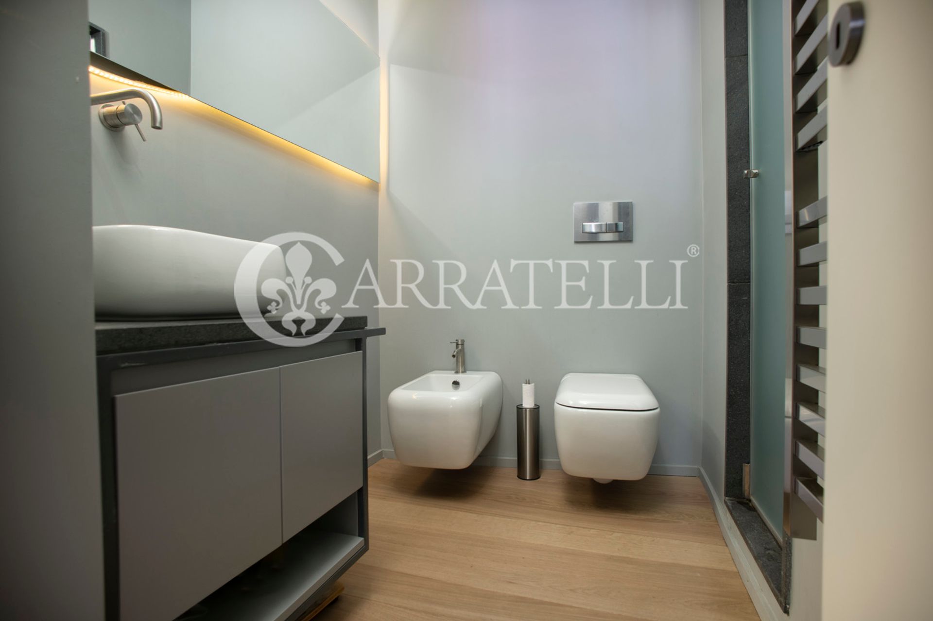 Condominium in Rome, Lazio 12393858