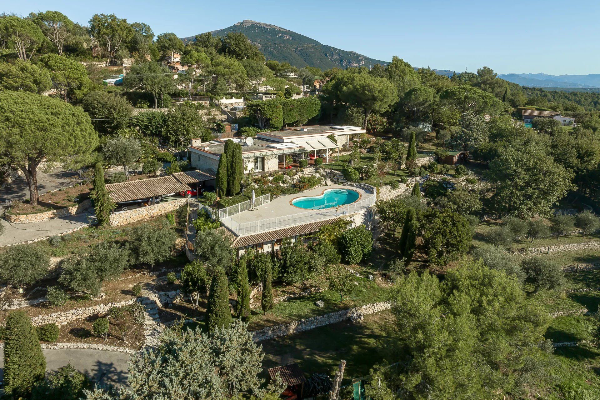 Casa nel Chateauneuf-Grasse, Provenza-Alpi-Costa Azzurra 12393889