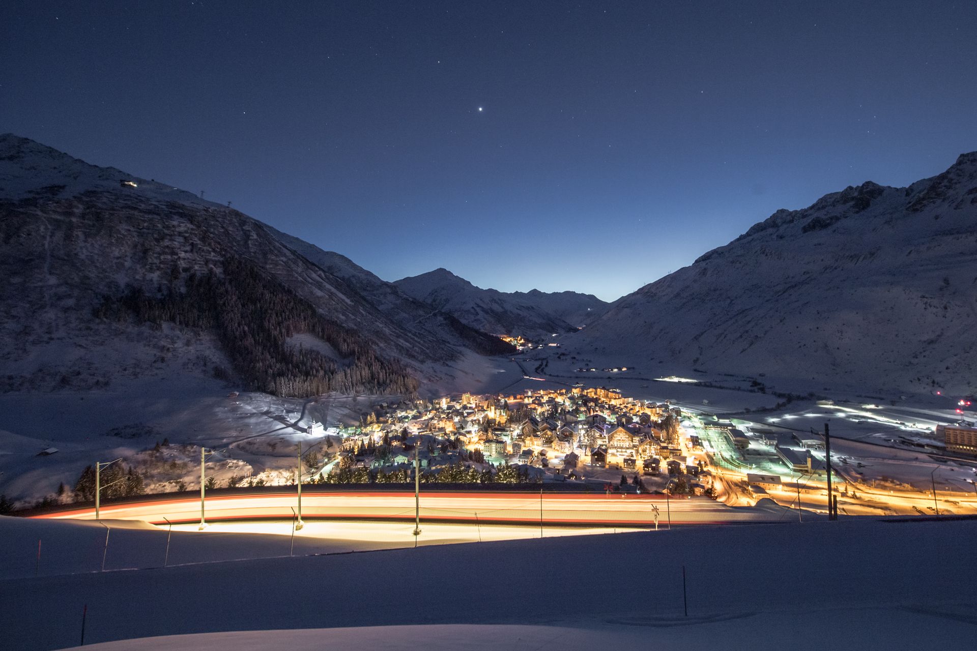 Condominium in Andermatt, Uri 12393954