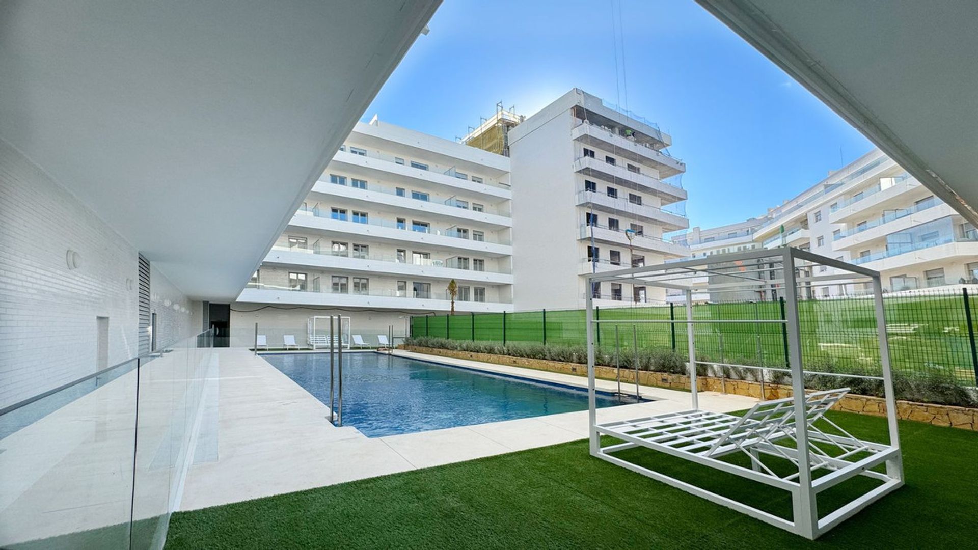 Condominium in Marbella, Andalucía 12393984