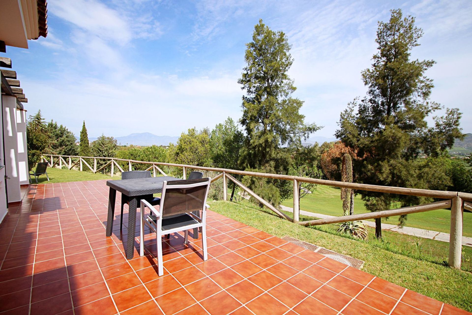 casa en Alhaurín de la Torre, Andalucía 12394033