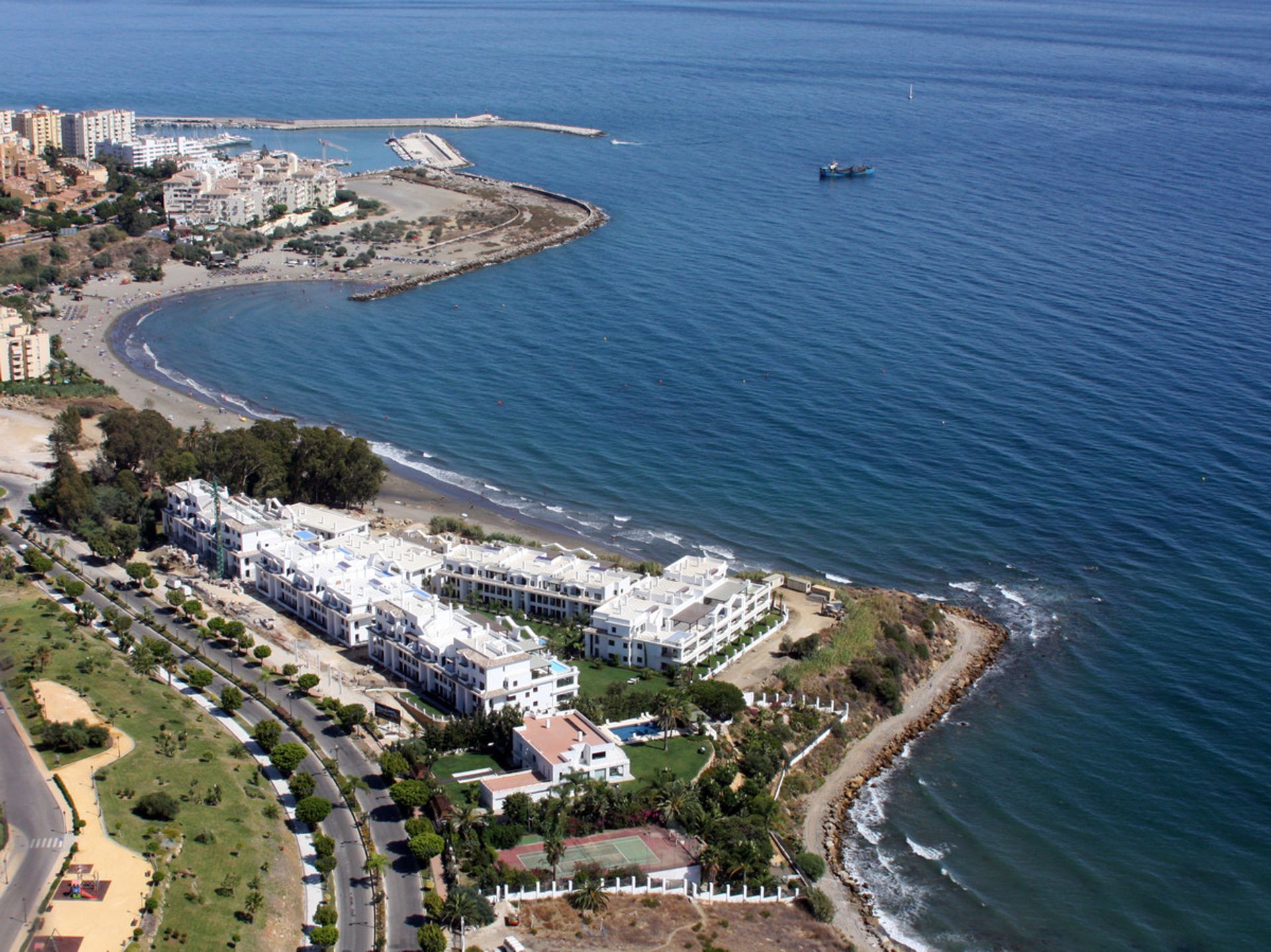 Kondominium dalam Estepona, Andalusia 12394604