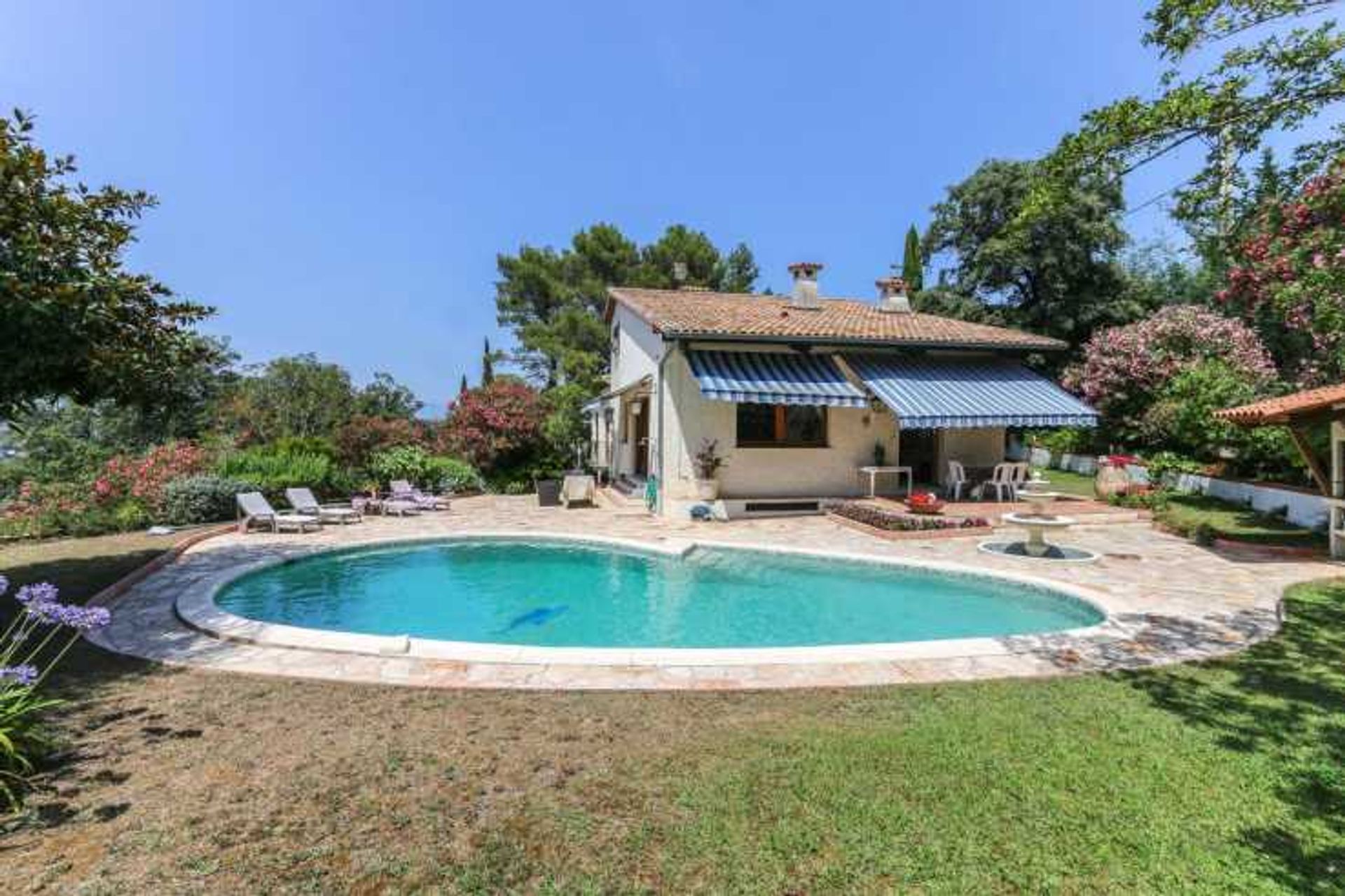 casa no Vallauris, Provença-Alpes-Costa Azul 12394735