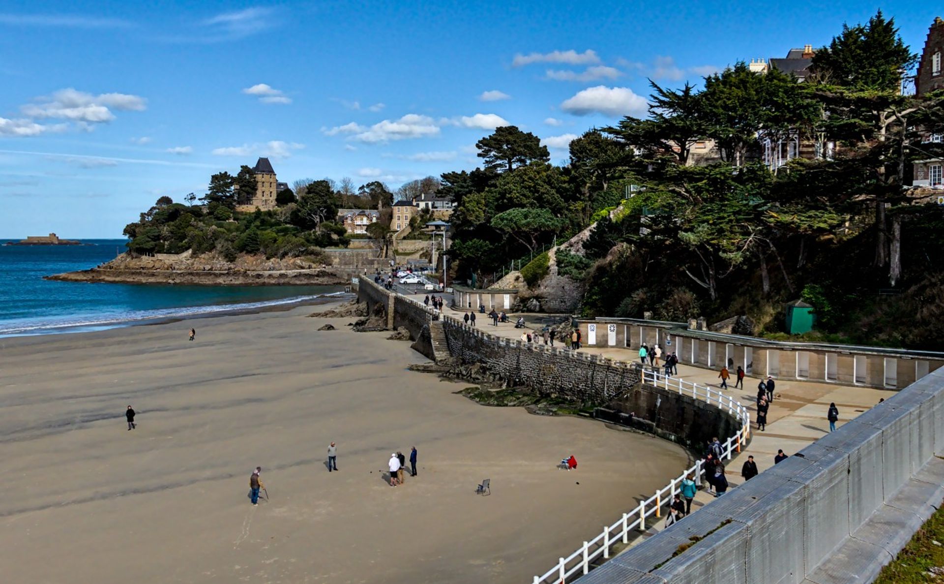 公寓 在 Dinard, Brittany 12395164