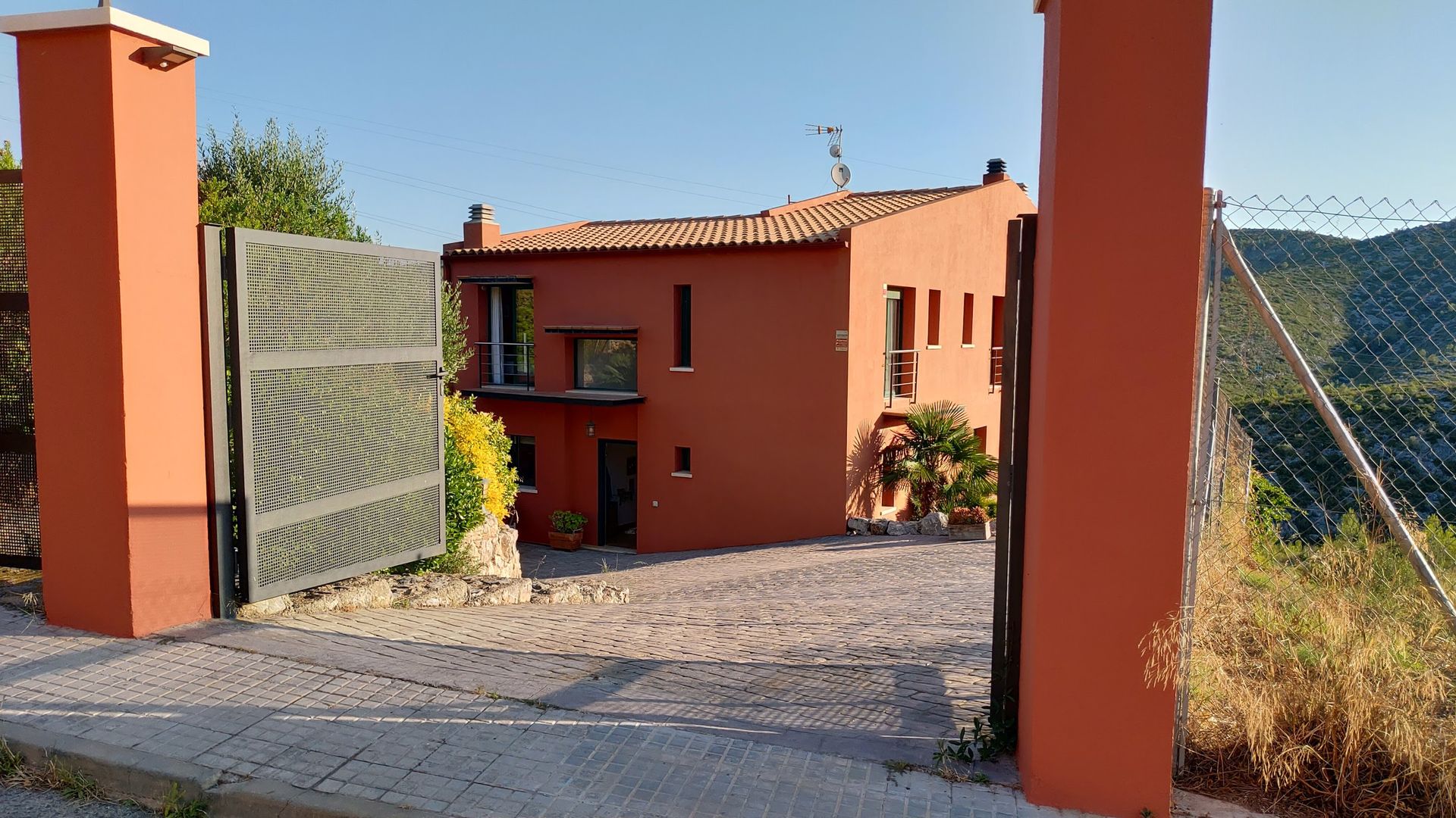 Hus i Campdessens, Catalonia 12395475