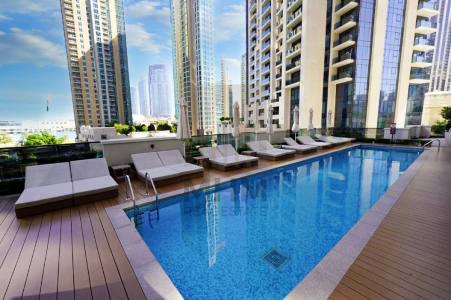 Condominium in Dubai, Dubai 12396166