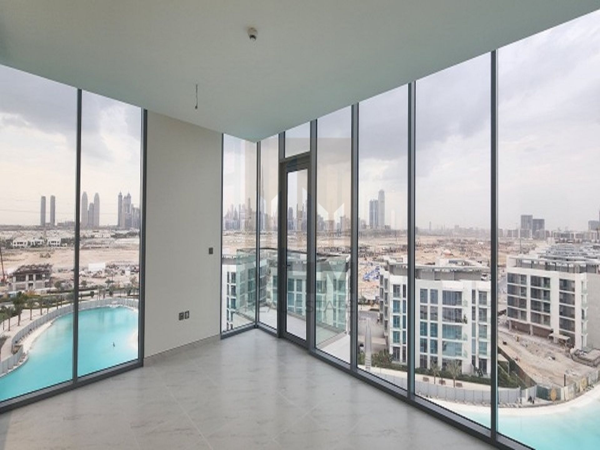 Condominium in Dubai, Dubai 12398277