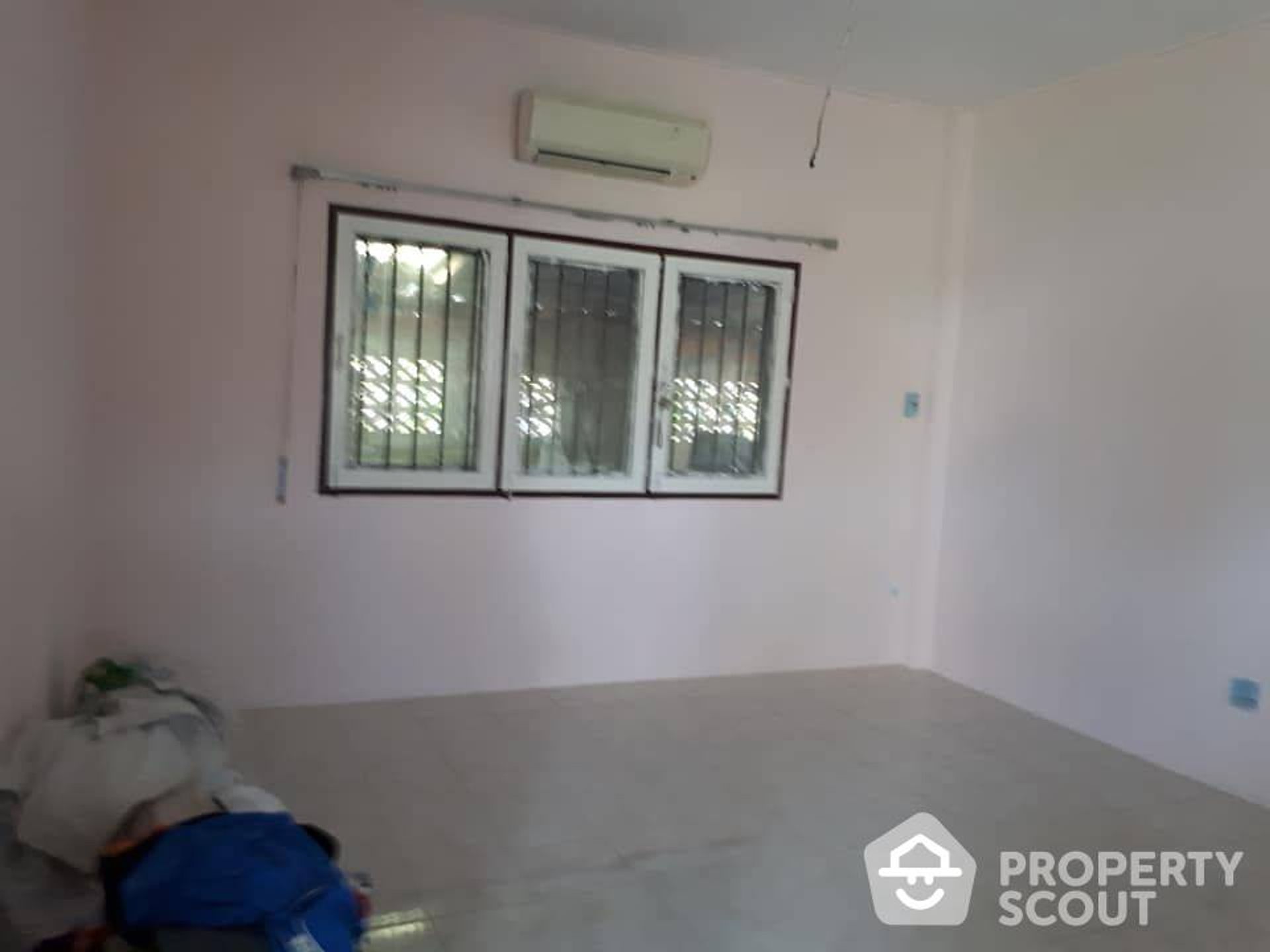 House in Phra Nakhon, Krung Thep Maha Nakhon 12398601