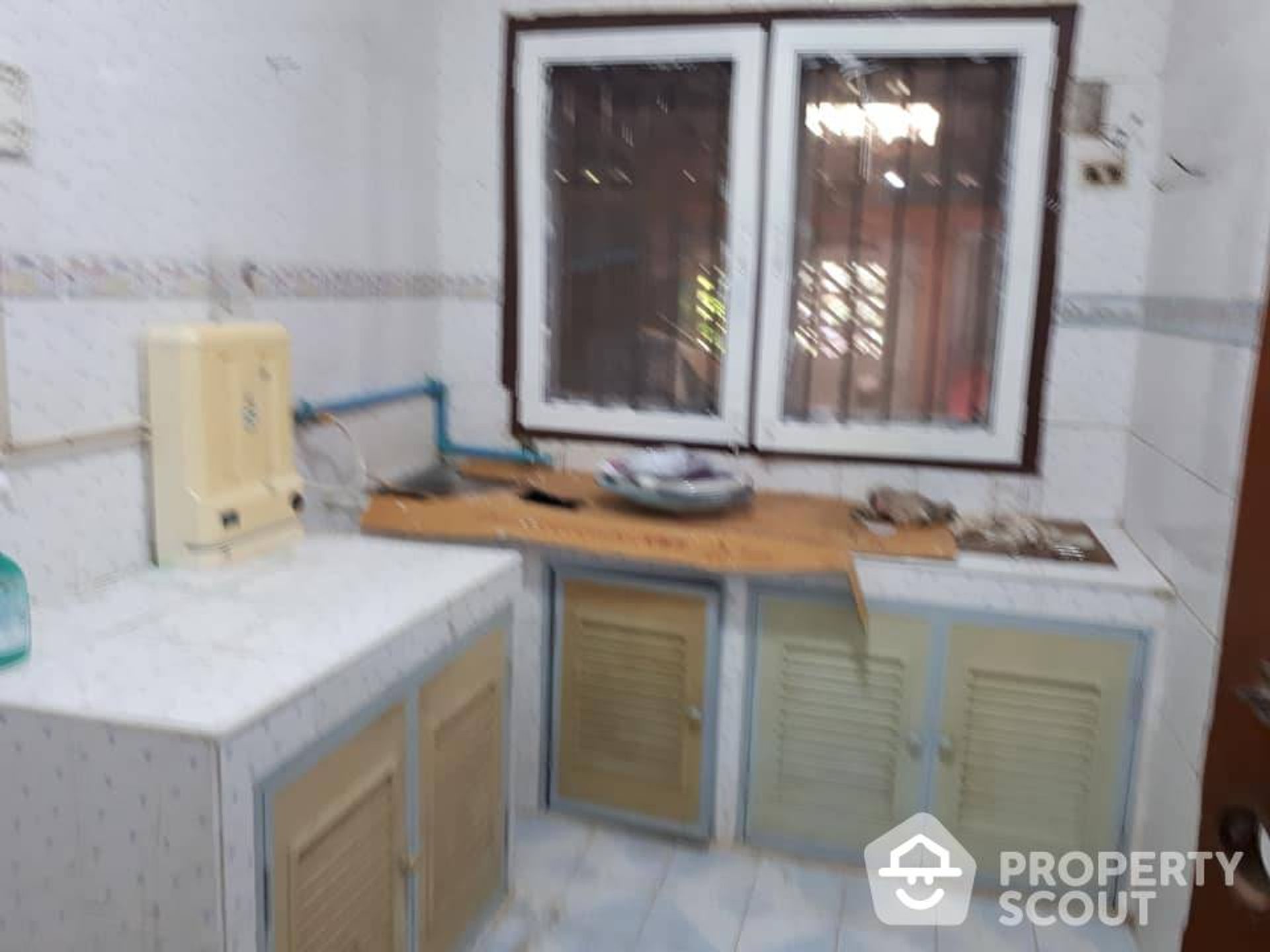 House in Phra Nakhon, Krung Thep Maha Nakhon 12398601