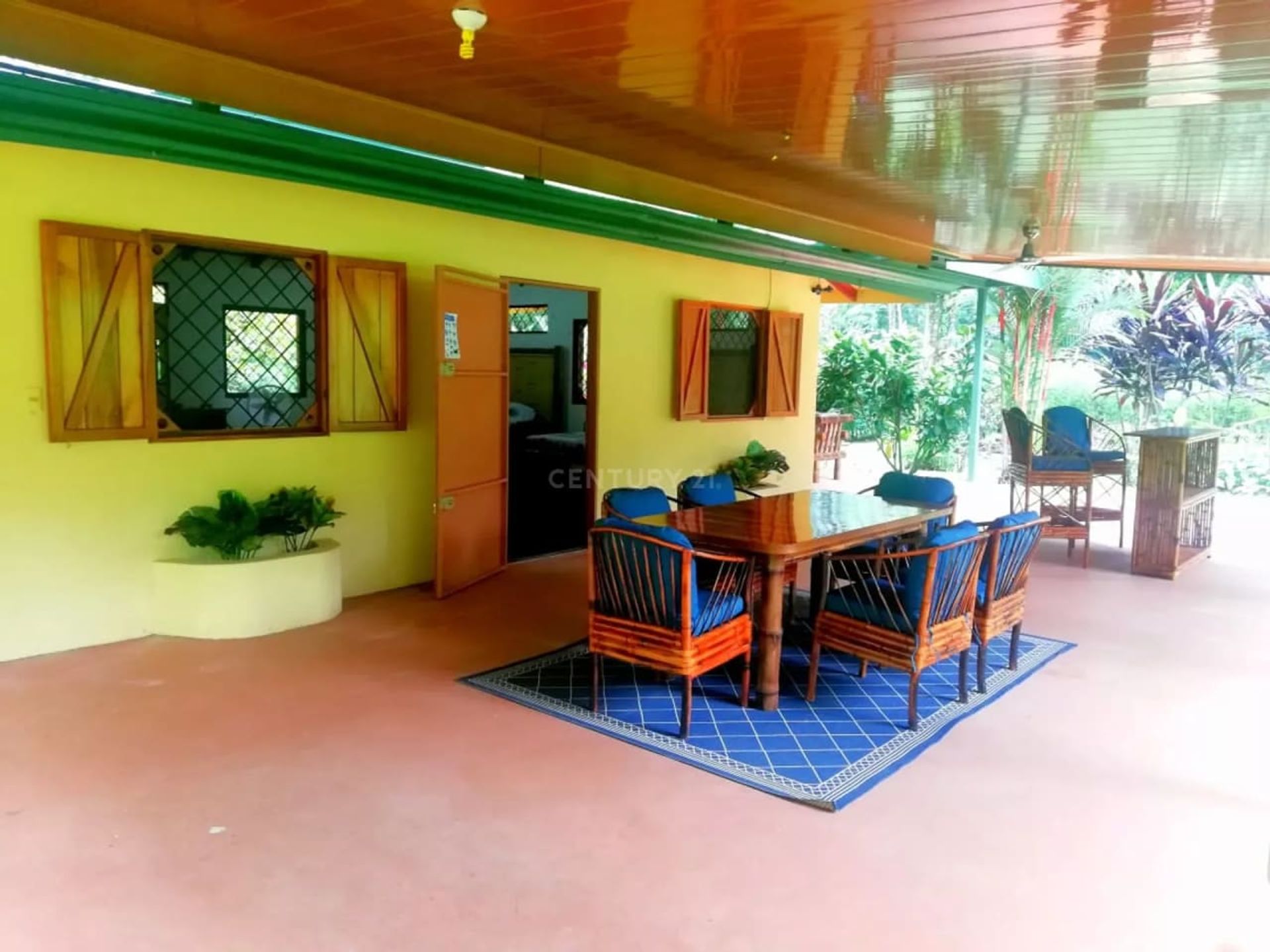 אַחֵר ב , Provincia de Puntarenas 12399210