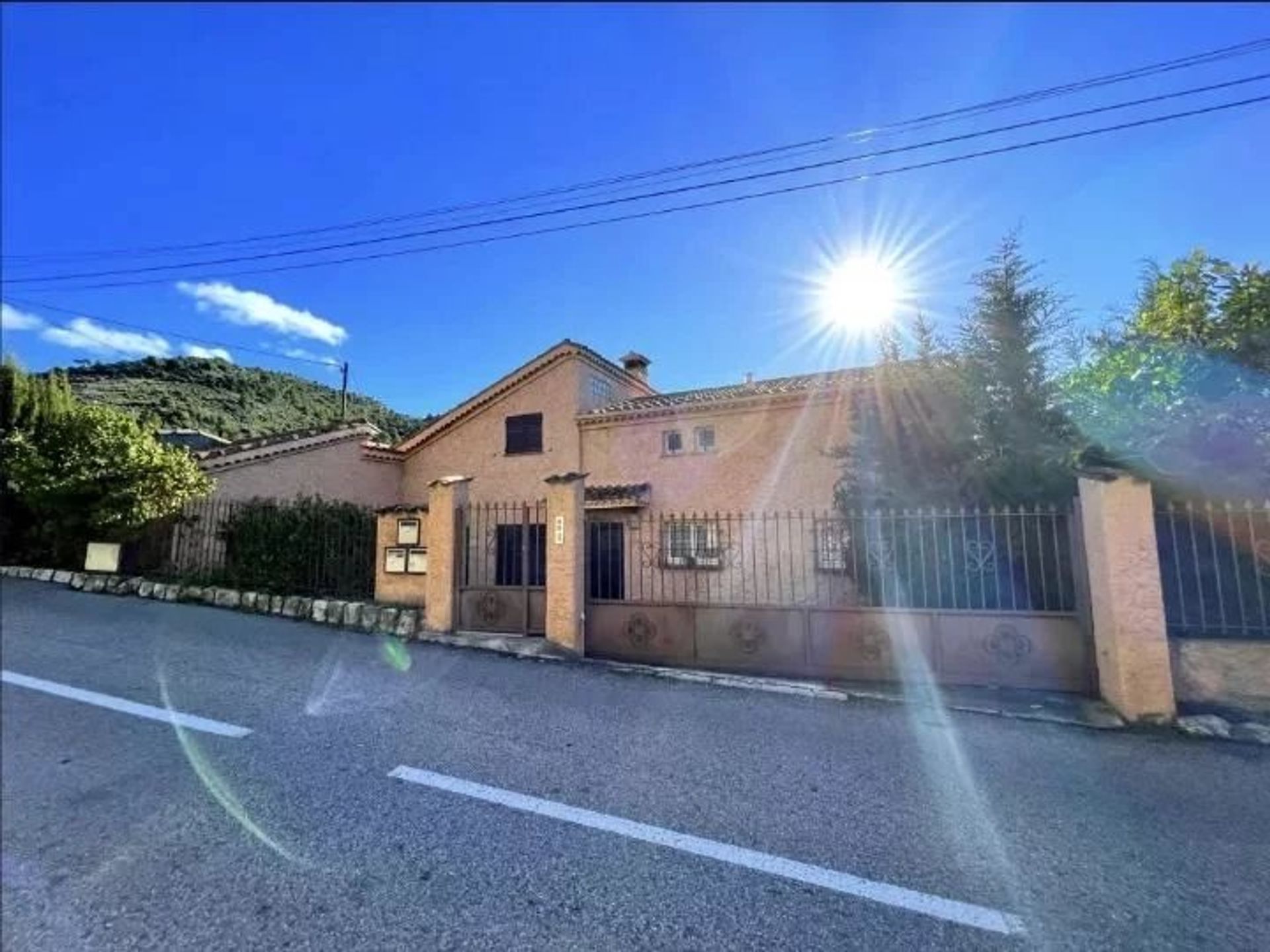 Residencial en Aspremont, Alpes-Maritimes 12400162