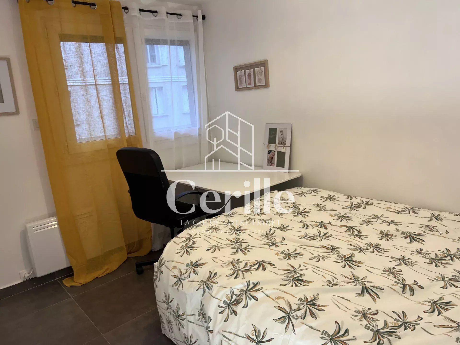 Condominium in Marseille 10ème, Bouches-du-Rhône 12400236