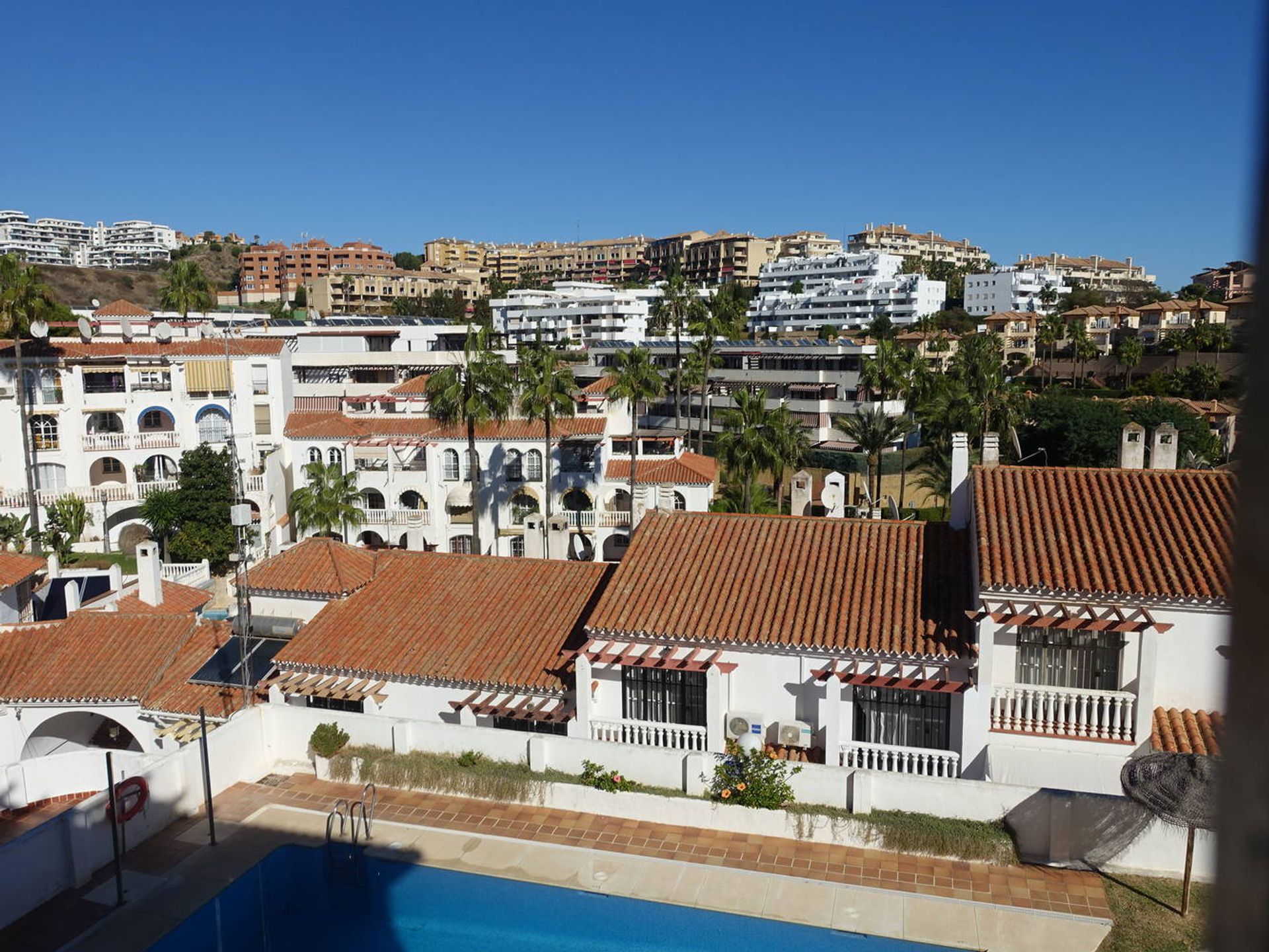 Condominium dans Fuengirola, Calle Ópalo 12400290