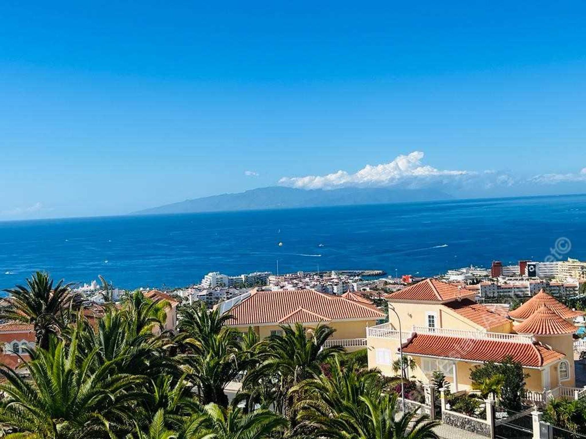 Будинок в El Guincho, Canary Islands 12401514