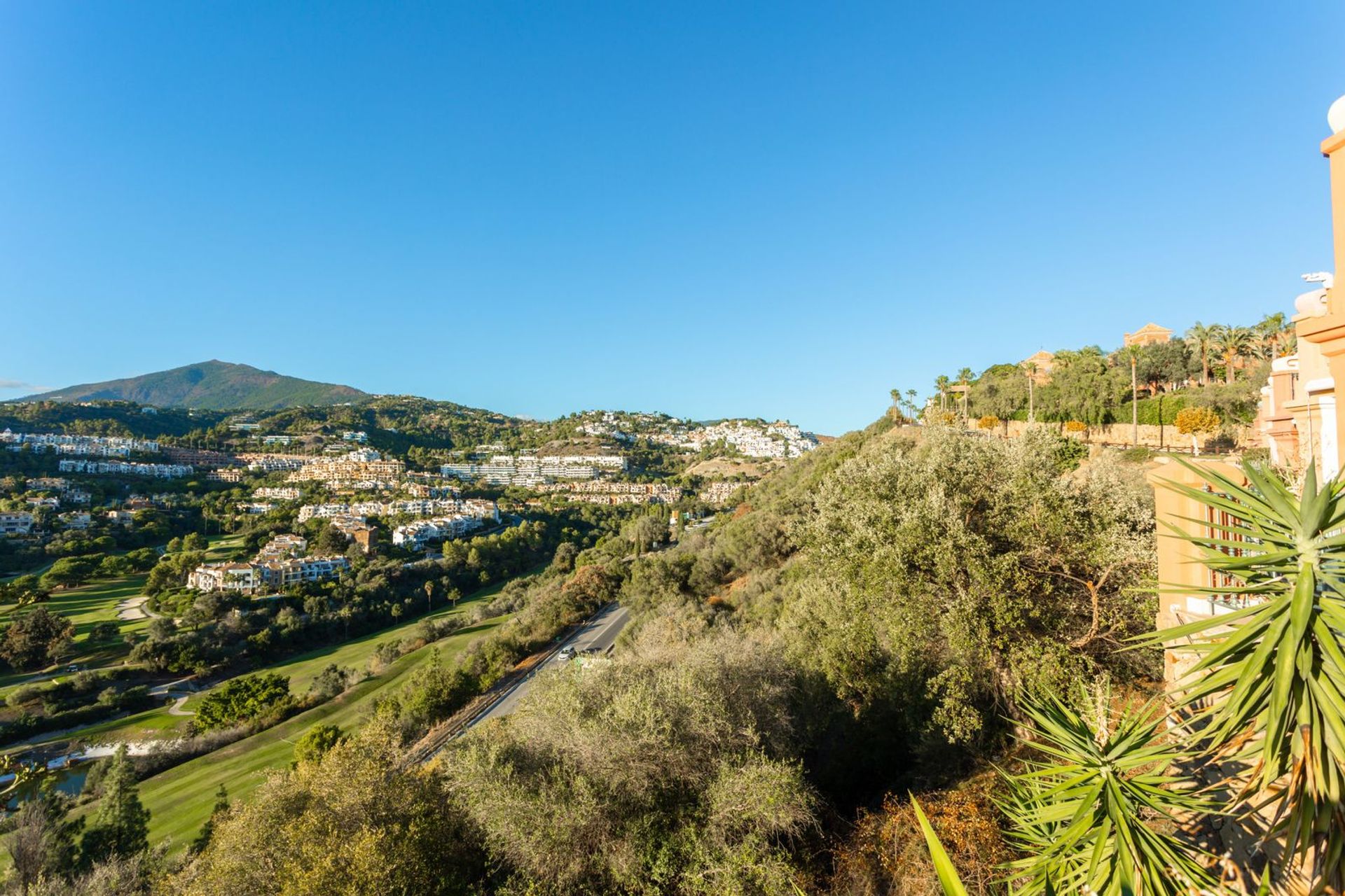 жилой дом в Benahavís, Andalucía 12401687