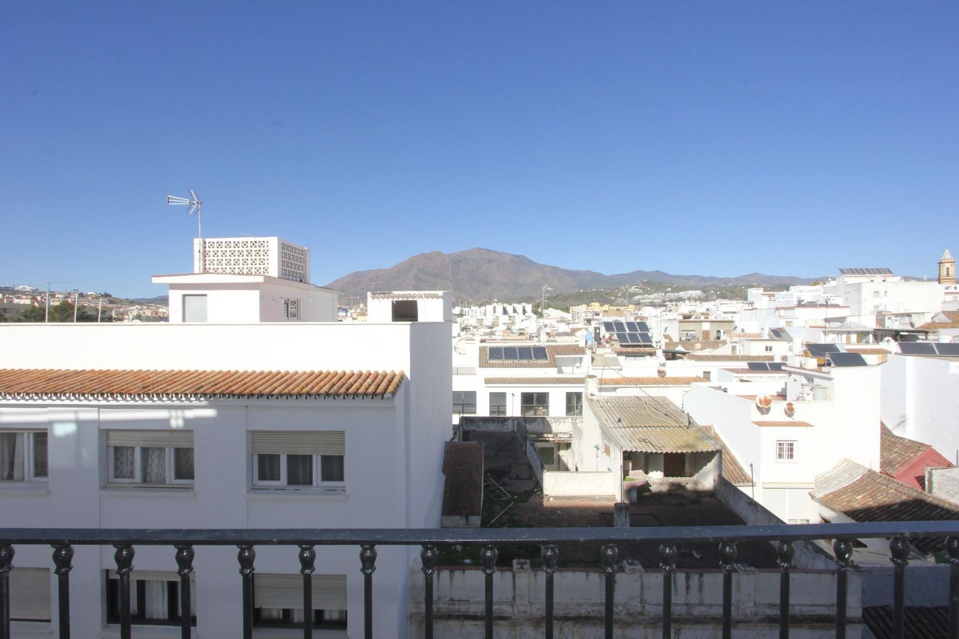 公寓 在 Estepona, Andalucía 12401721