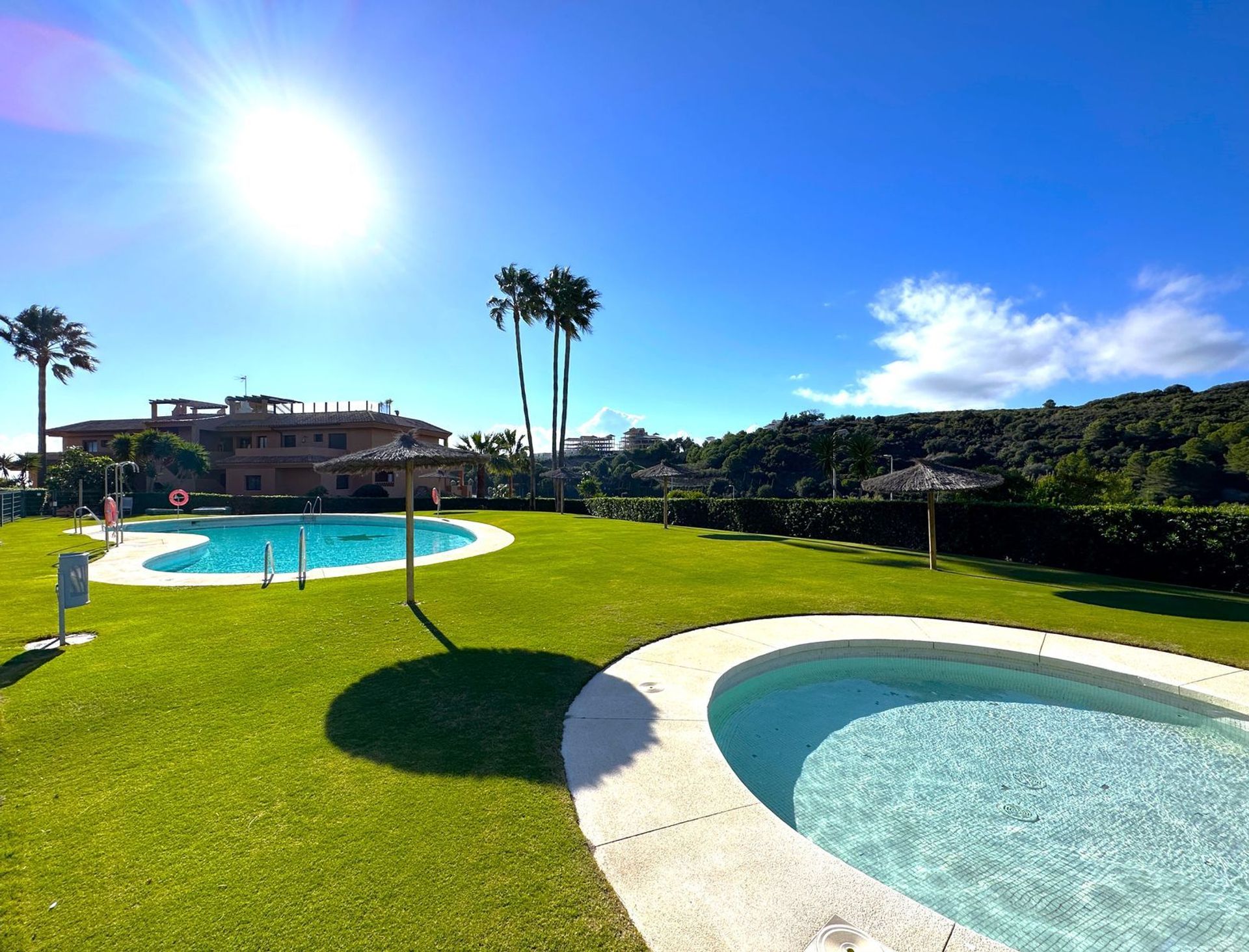 Condominium in Casares, Andalucía 12401730