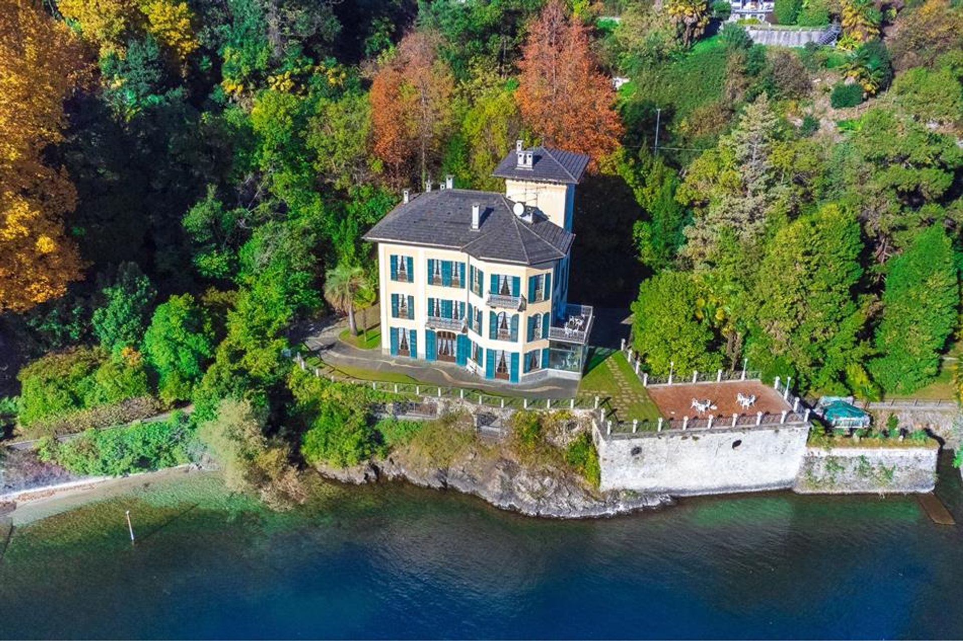 Huis in Cannero Riviera, Piedmont 12402035