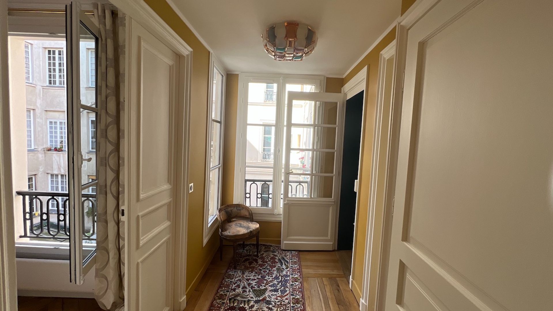 عمارات في باريس, Rue le Regrattier 12403042