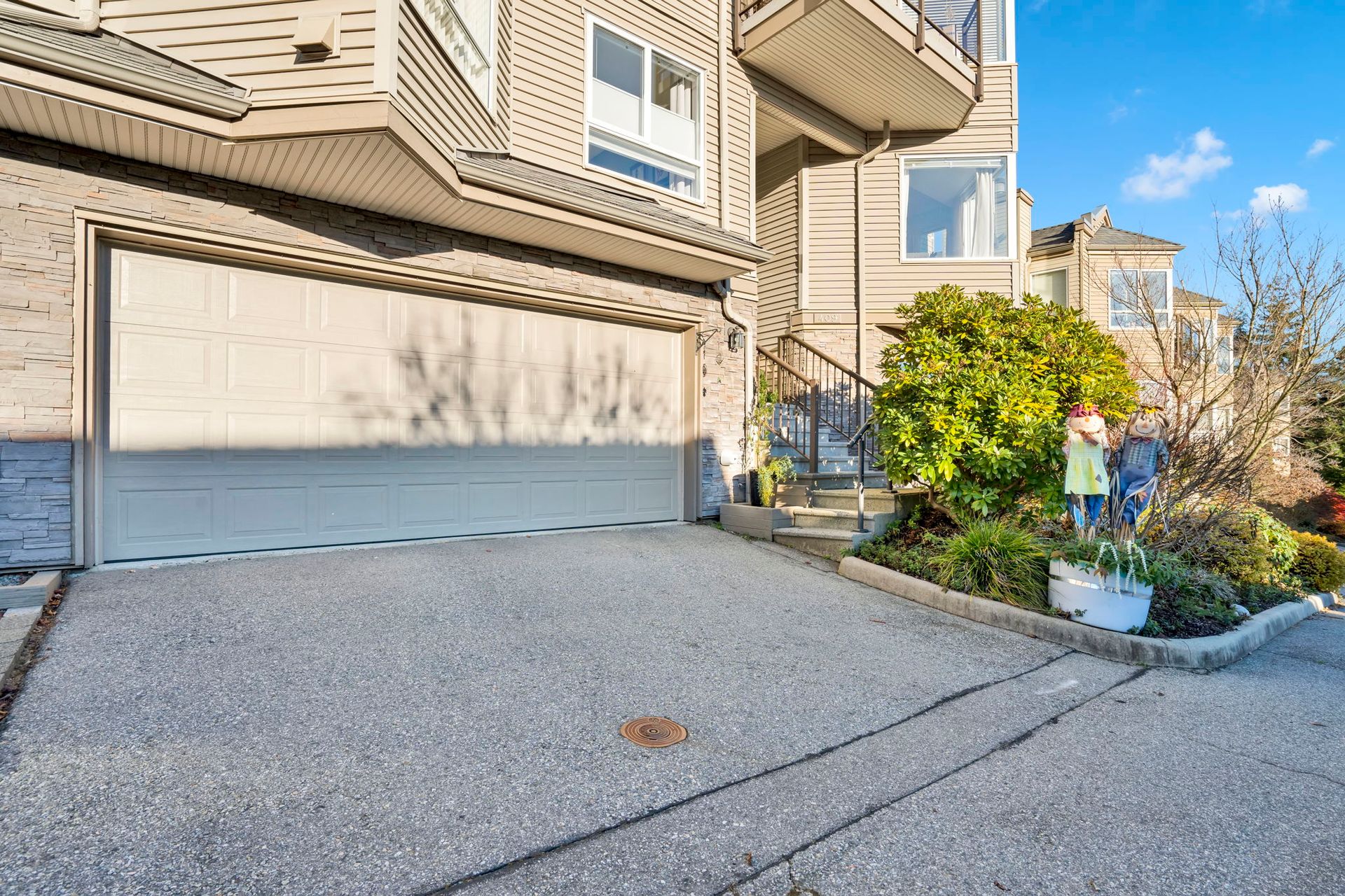 דירות מרובות ב Coquitlam, 1215 Lansdowne Drive 12403080