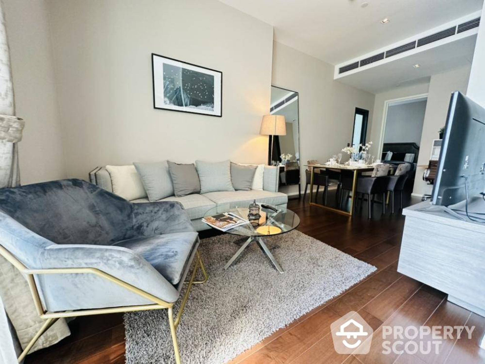 Condominium in Khlong Toei, Krung Thep Maha Nakhon 12403613