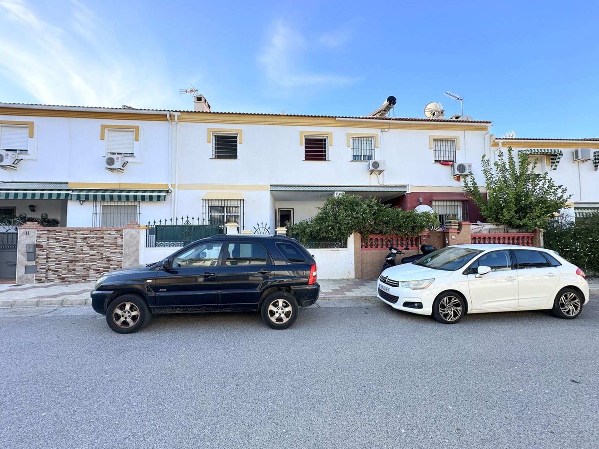 Huis in Alhaurín de la Torre, Andalusia 12404205