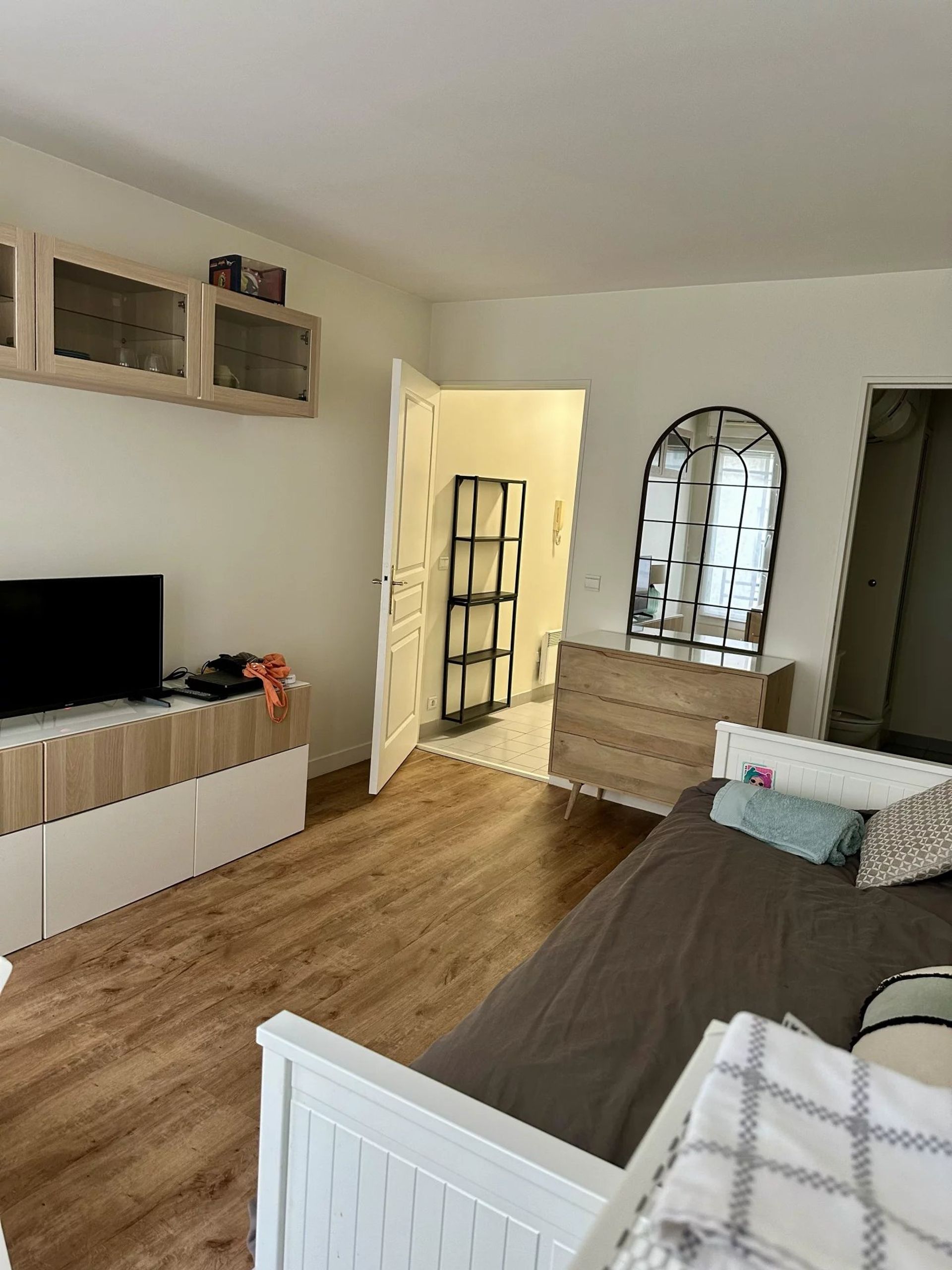 Condominium in Charenton-le-Pont, Ile-de-France 12404460