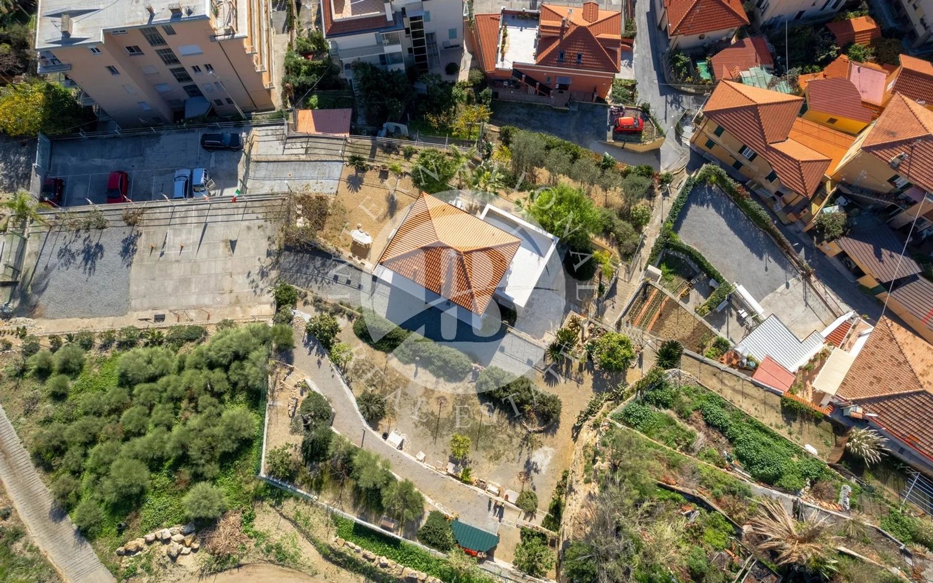 σπίτι σε Μπορντιγκέρα, Λιγουρία 12404472