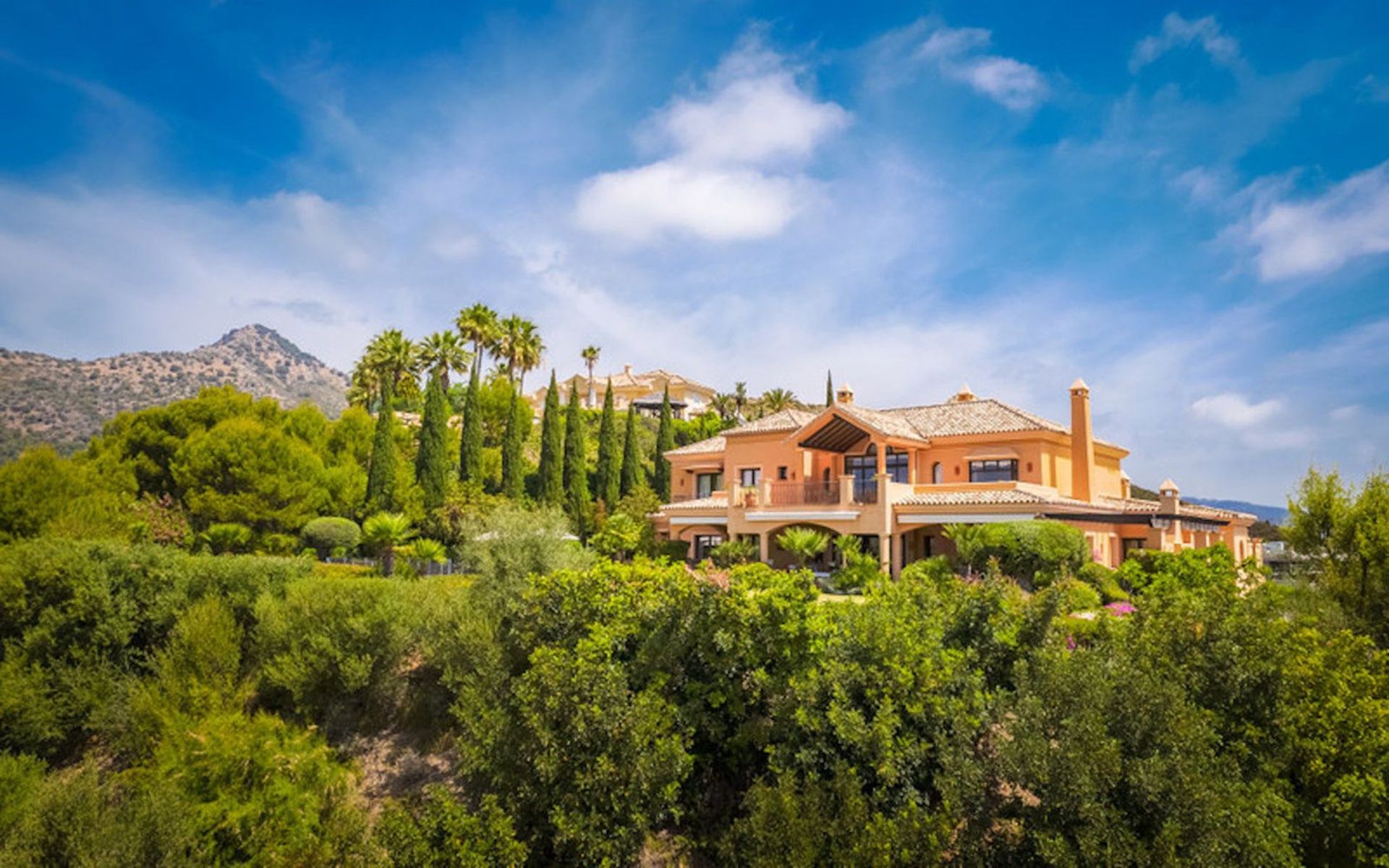 House in Benahavis, Andalusia 12404827