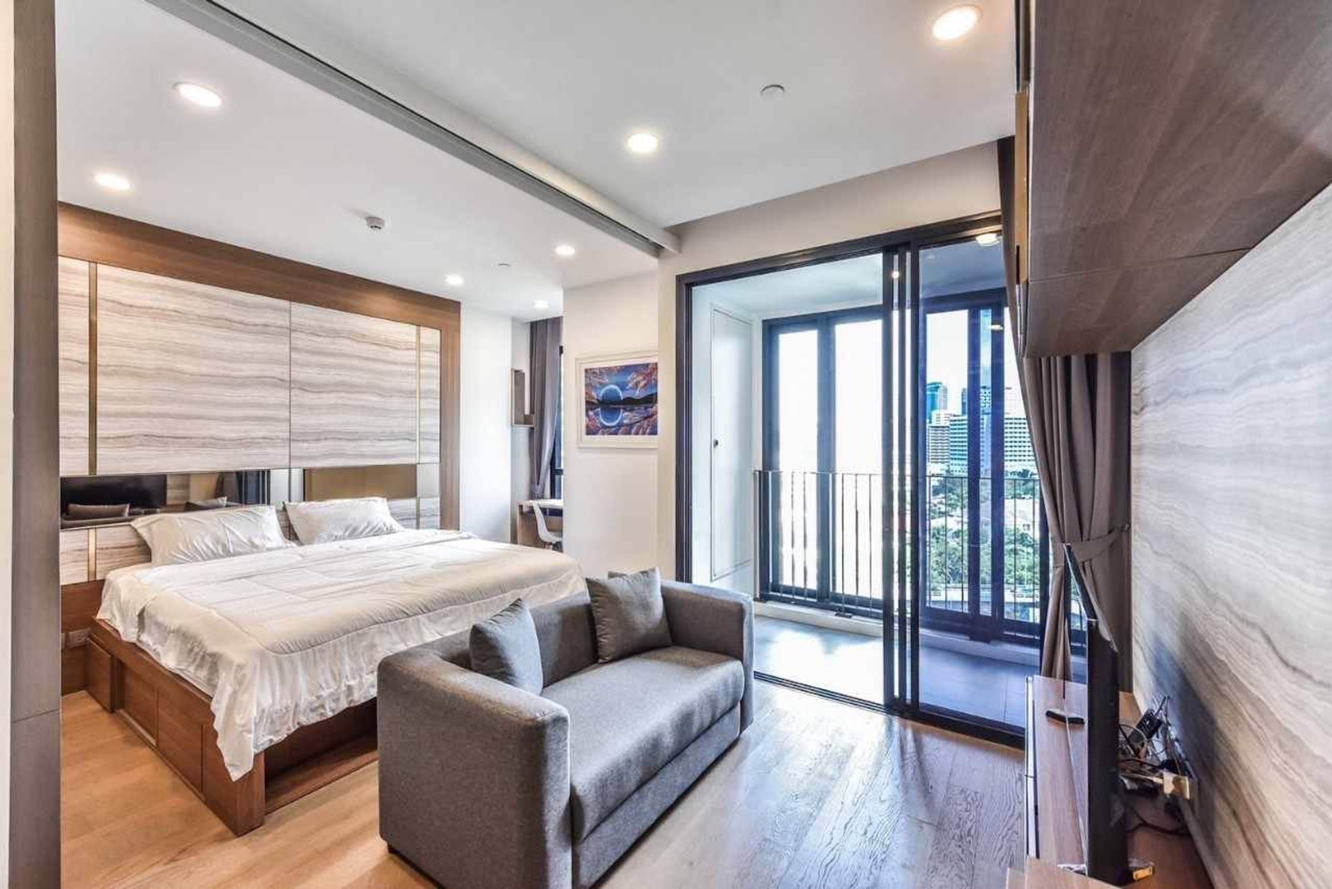 Condominium dans Bang Rak, Krung Thep Maha Nakhon 12404829