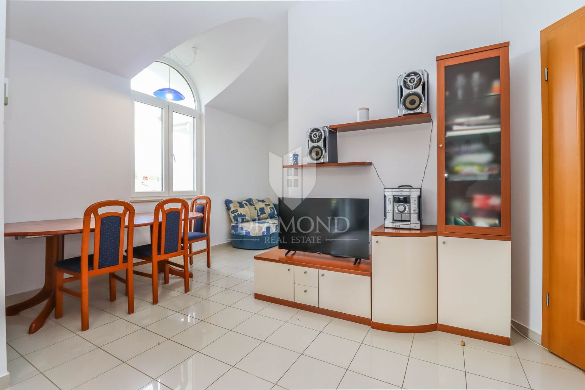 Condominio en Pula, Istarska županija 12405314