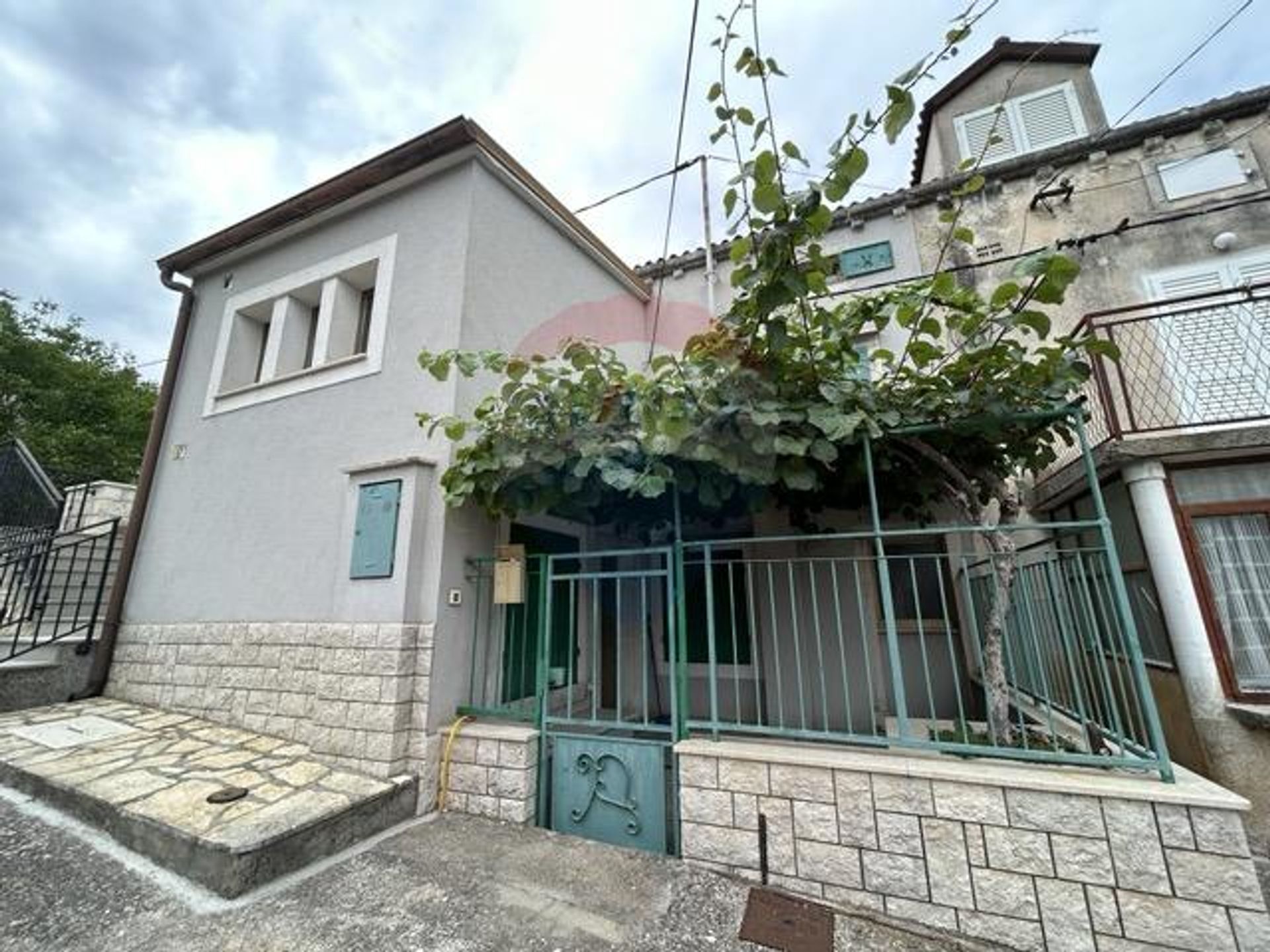 House in Sveti Lovrec Pazenaticki, Istarska Zupanija 12405633