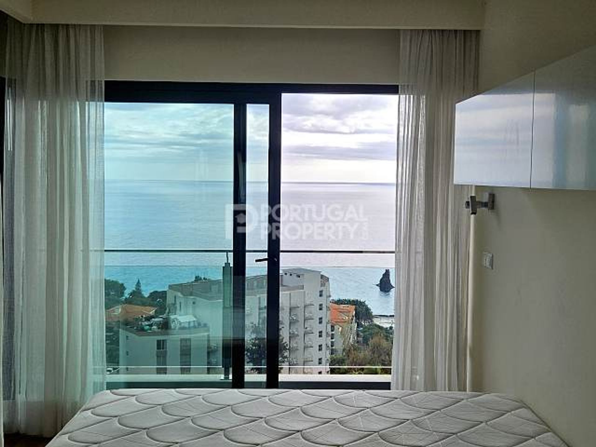 Condominium dans Funchal, Madeira 12406082