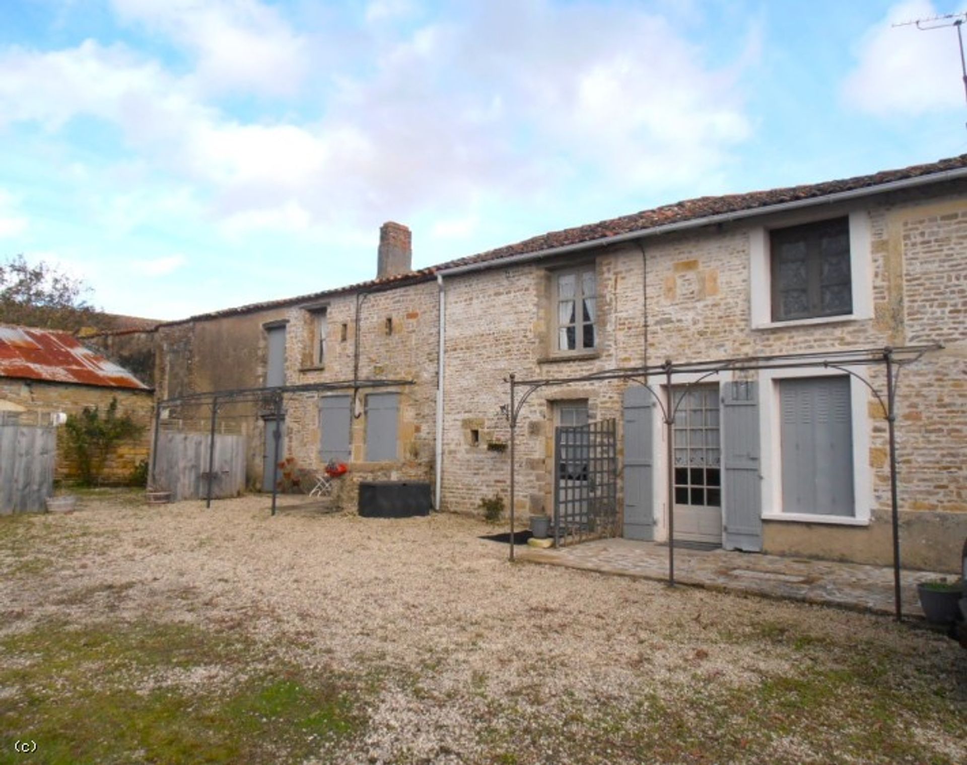 Casa nel Villefagnan, Nouvelle-Aquitaine 12406379