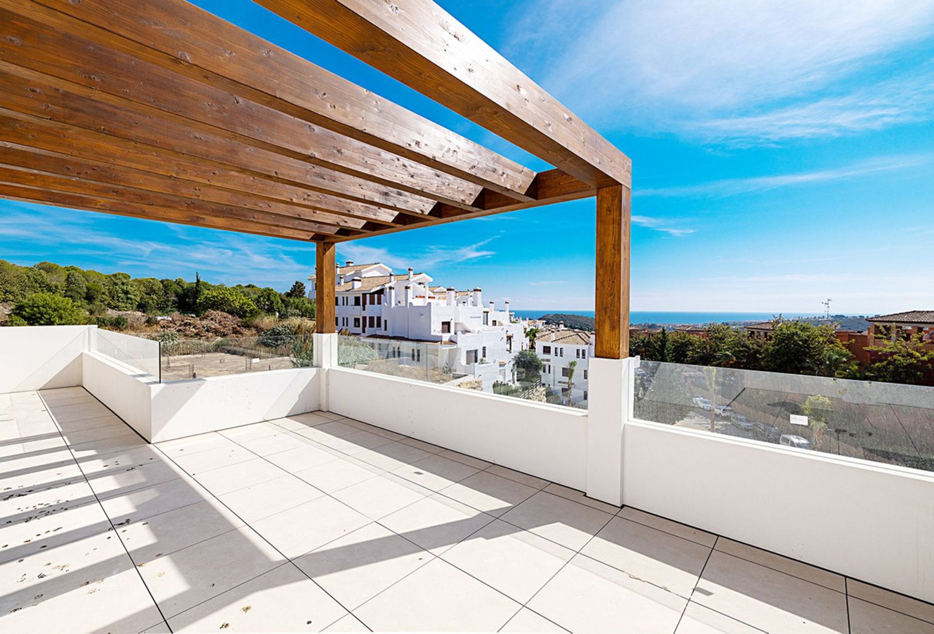 Kondominium dalam Casares, Andalusia 12406611